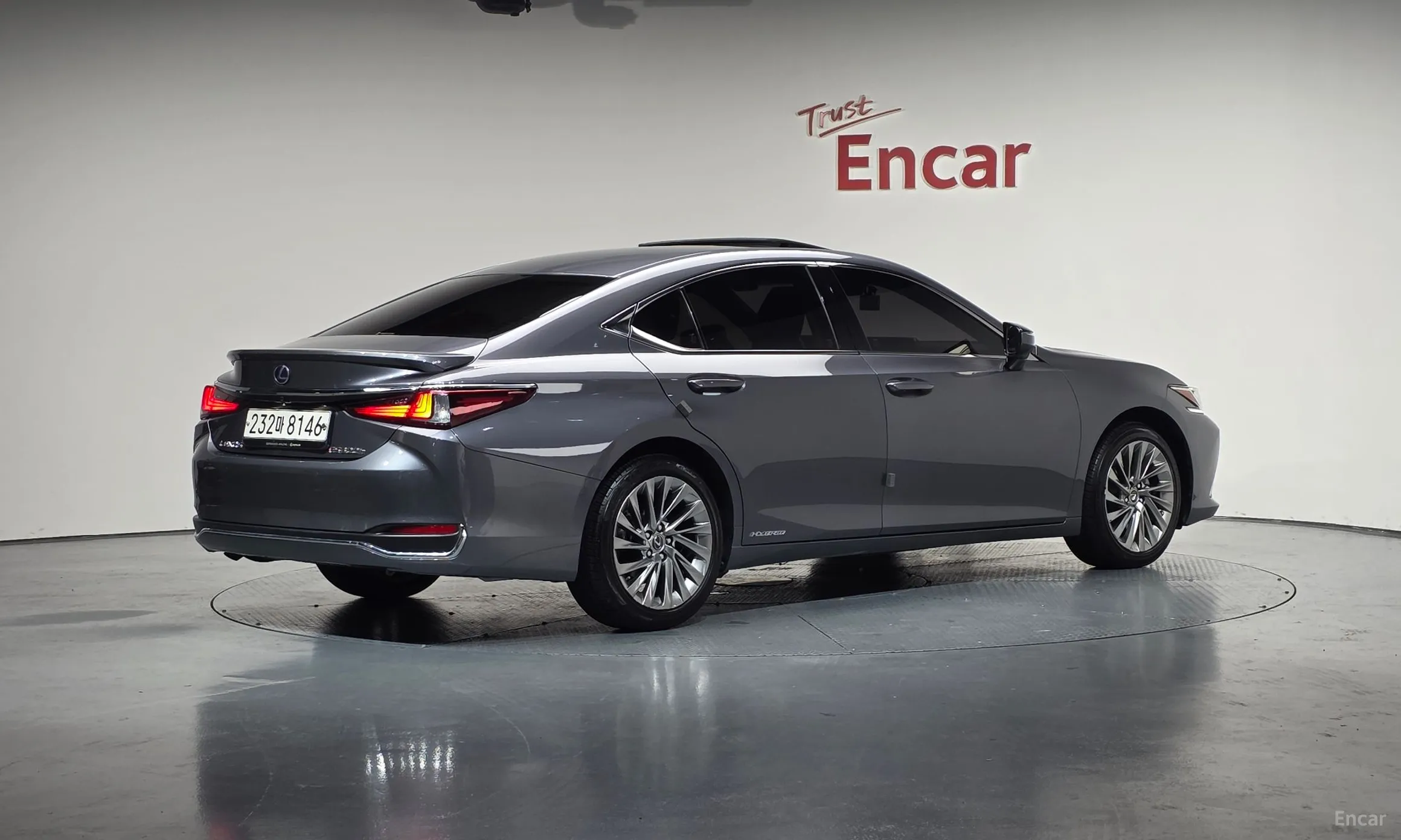Lexus ES300h 7th Generation