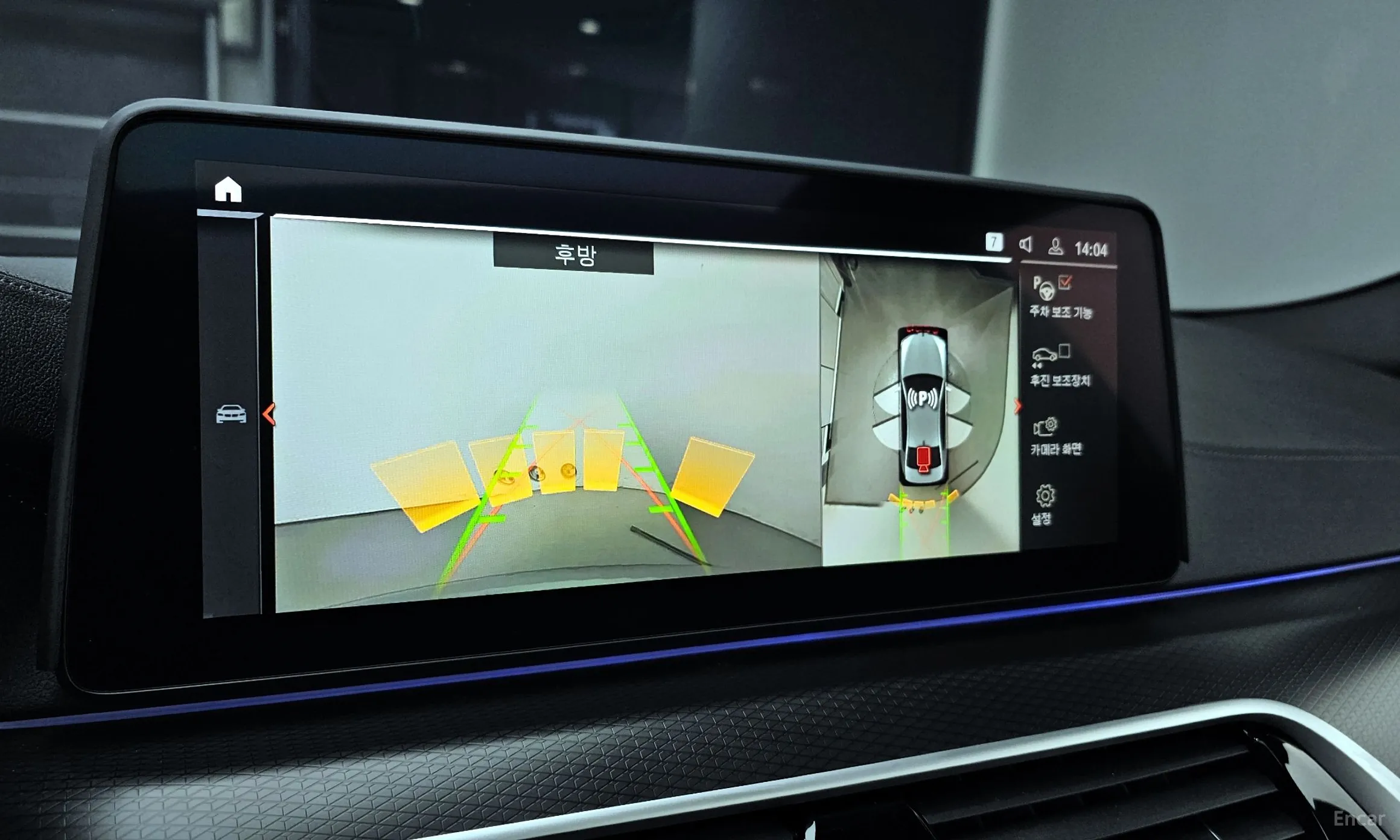 BMW 5 Series (G30) превью 15