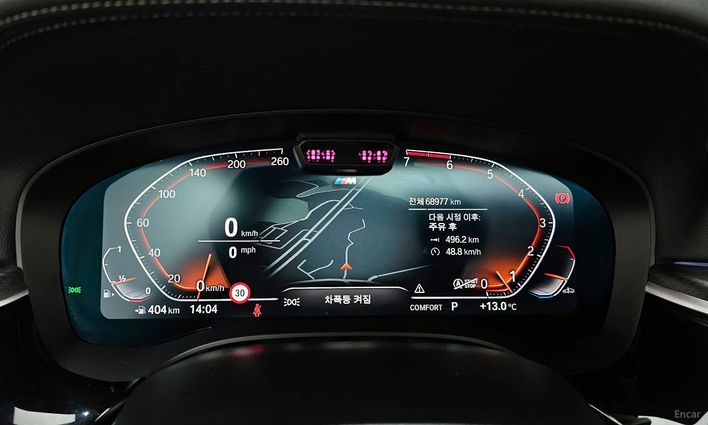 BMW 5 Series (G30) превью 8