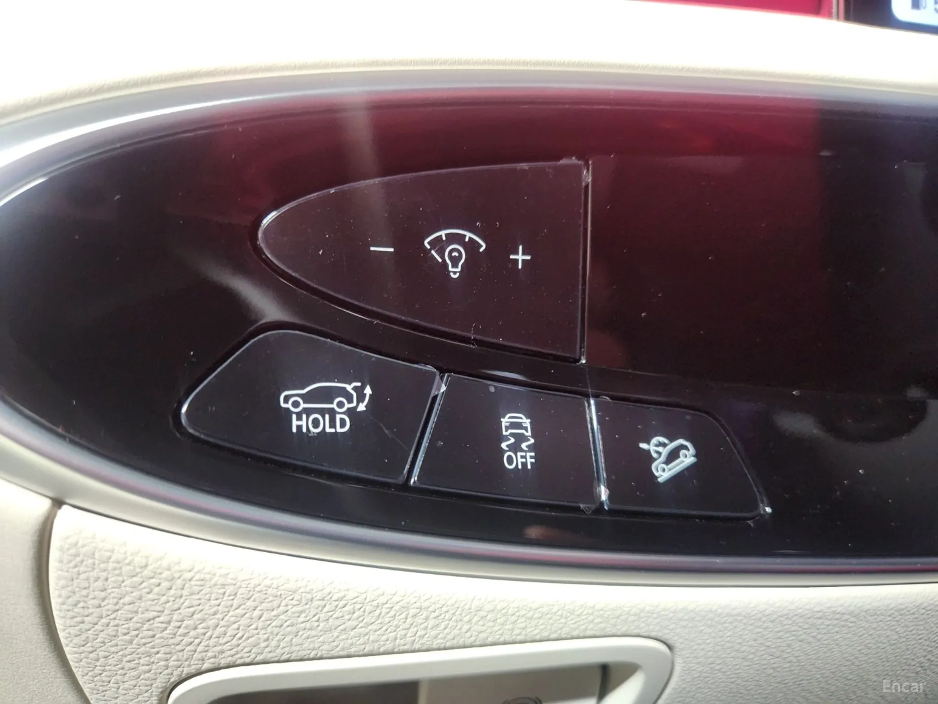 Genesis GV70 превью 8