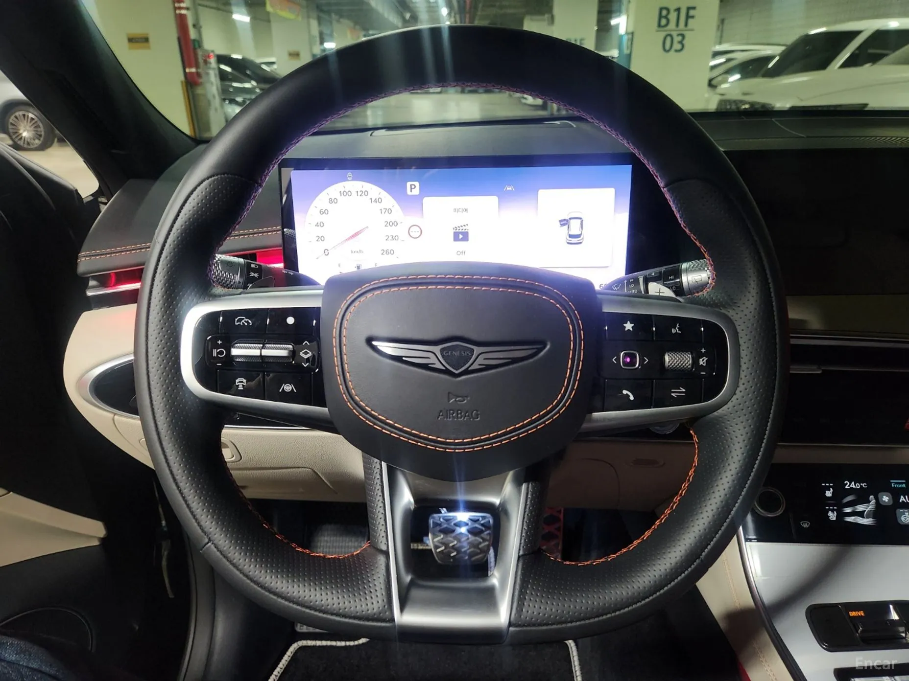 Genesis GV70 превью 9