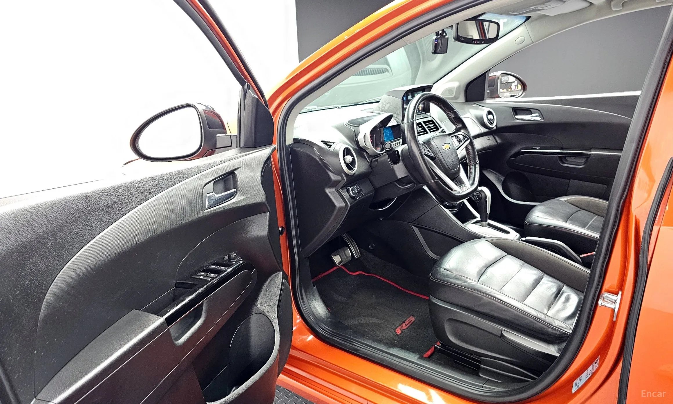Chevrolet (GM Daewoo) Aveo Hatchback превью 11