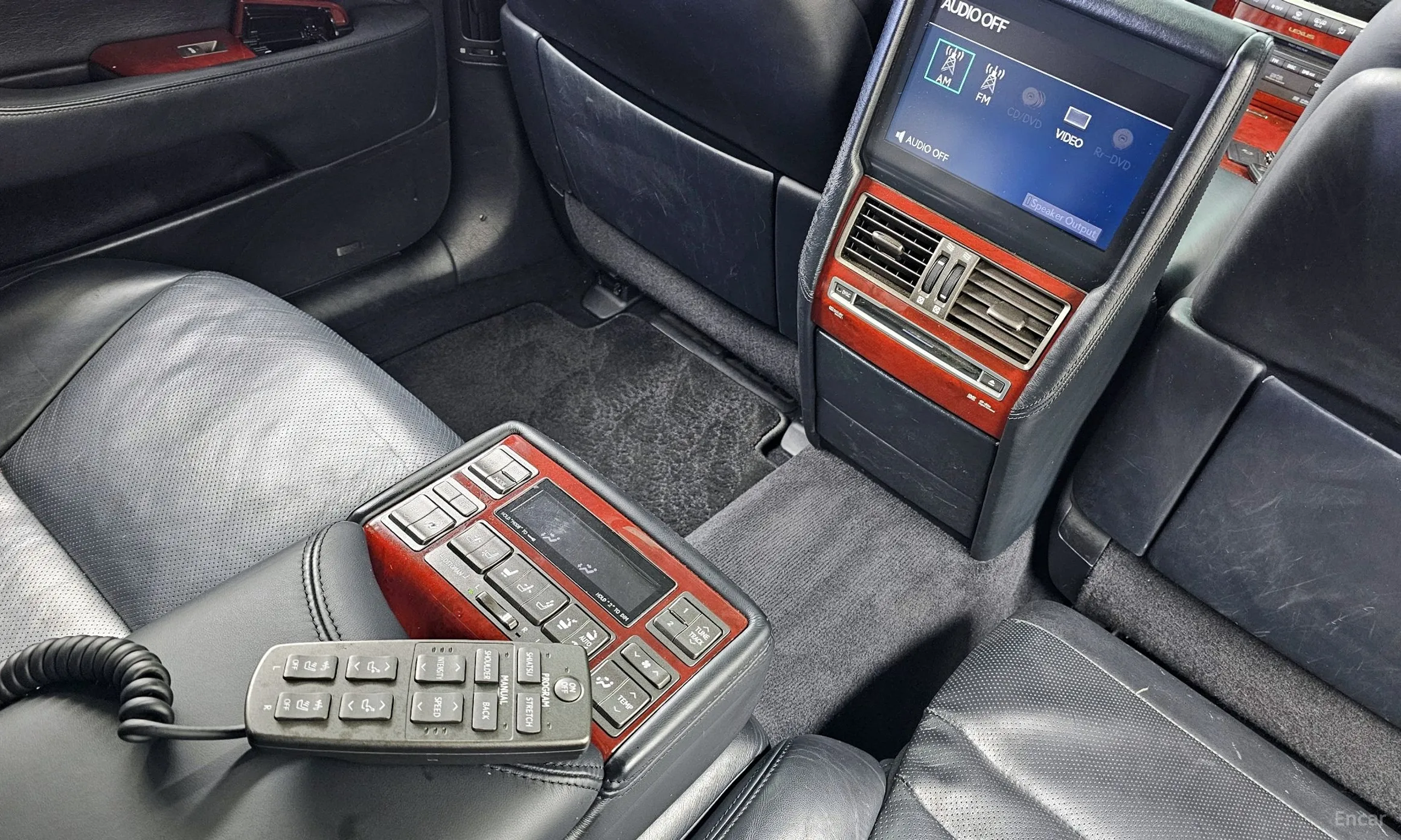 Lexus LS460L превью 18