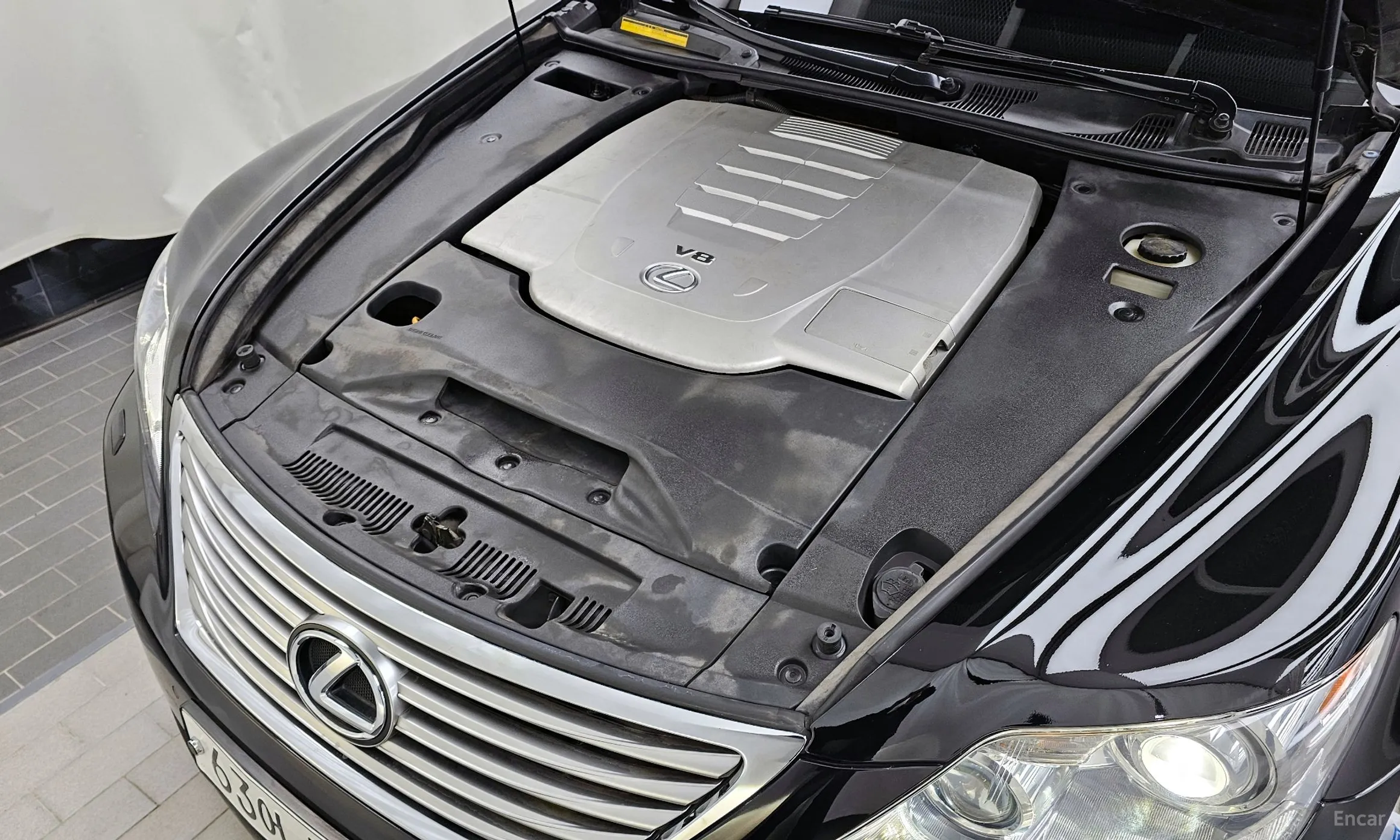 Lexus LS460L превью 6