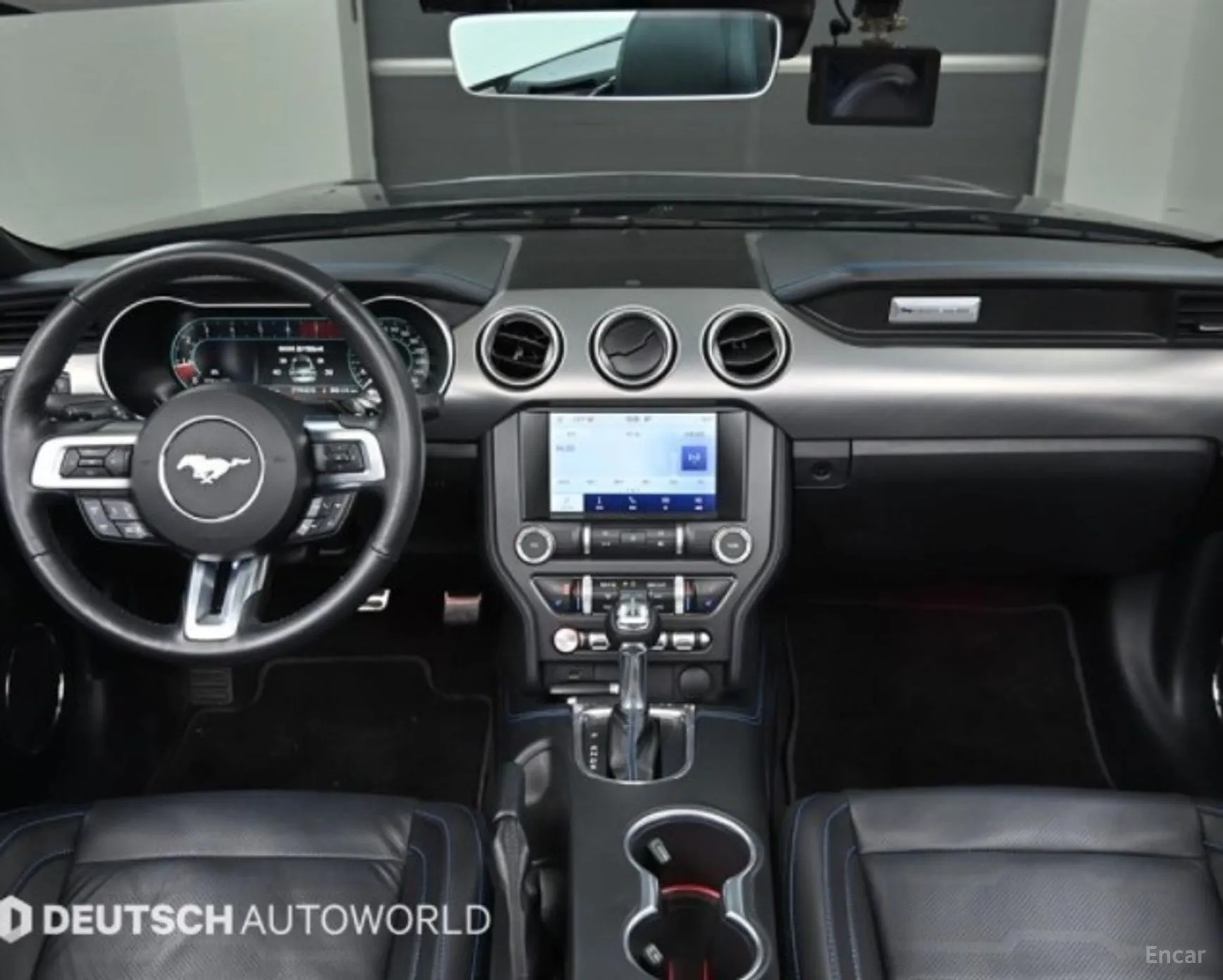 Ford Mustang превью 8