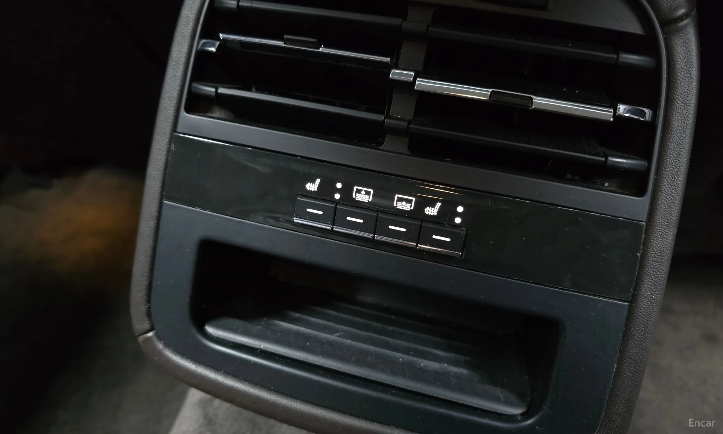 Maserati Quattroporte превью 19