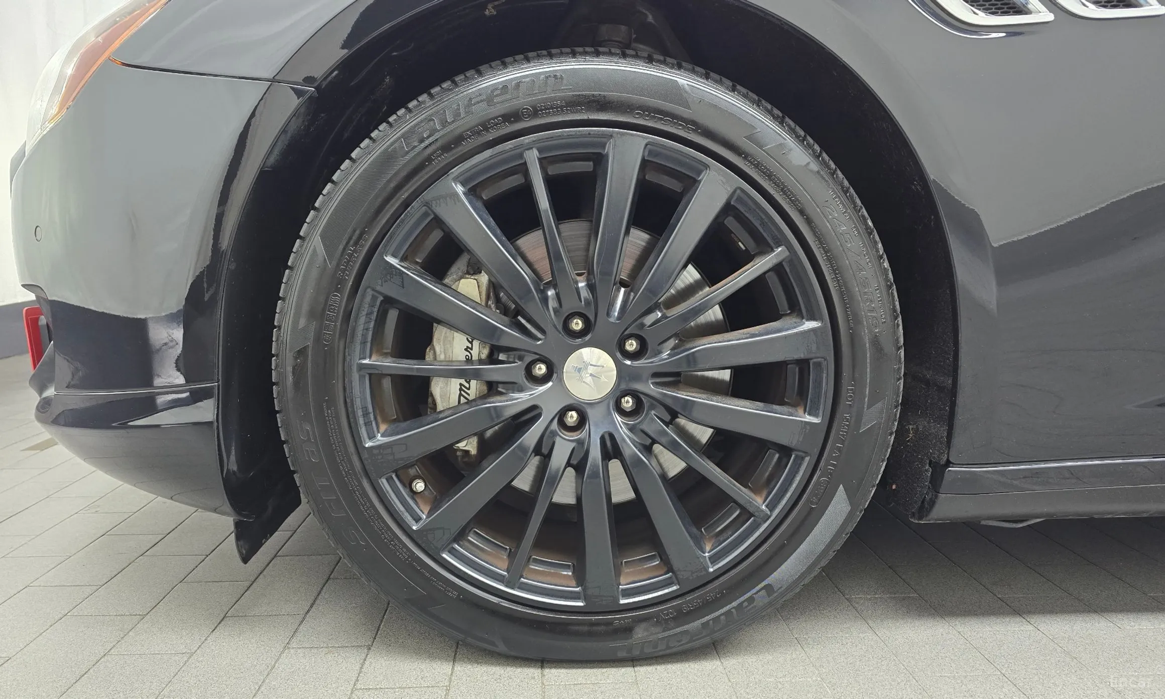 Maserati Quattroporte превью 5