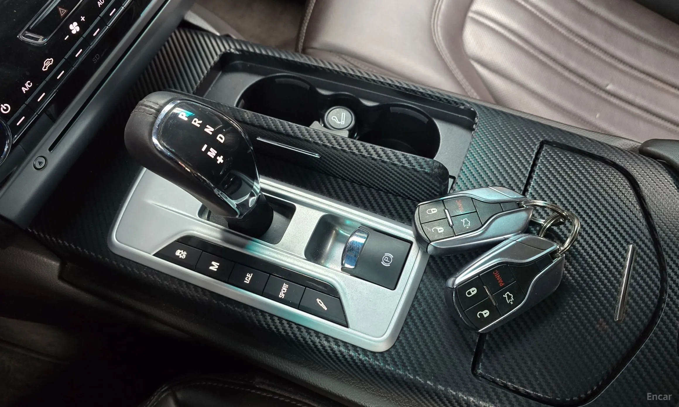 Maserati Quattroporte превью 9
