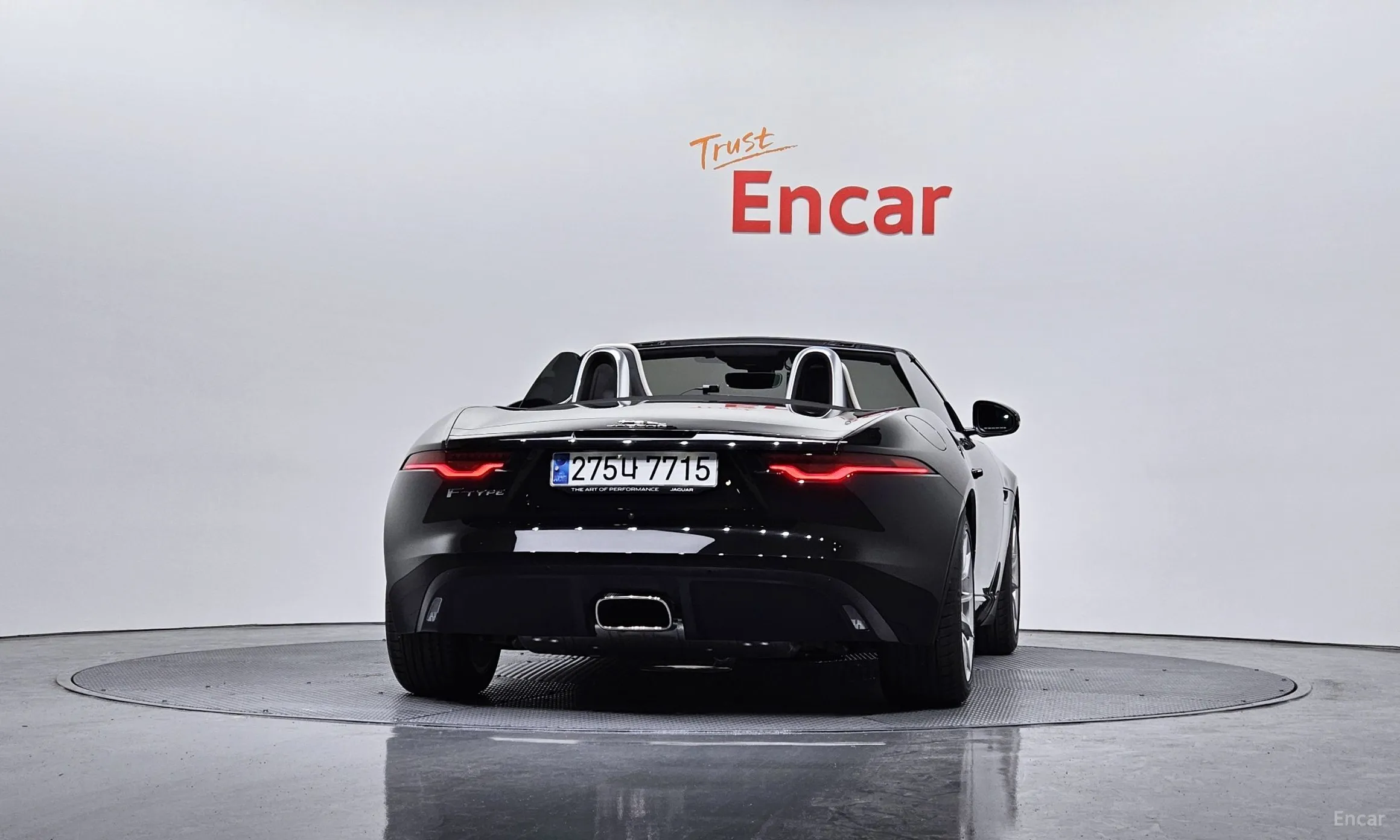 Jaguar F-TYPE превью 4
