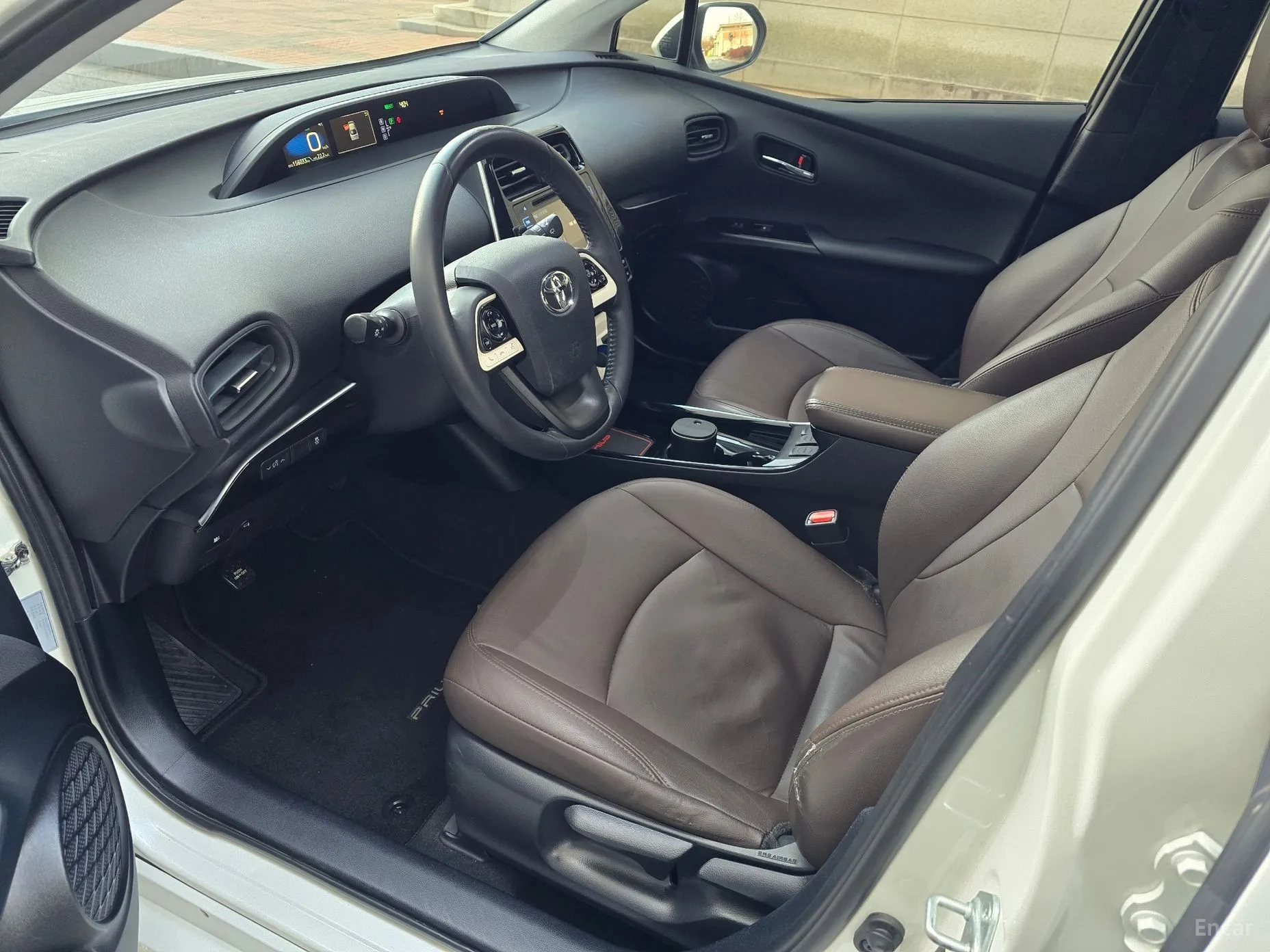 Toyota Prius 4th Generation превью 8