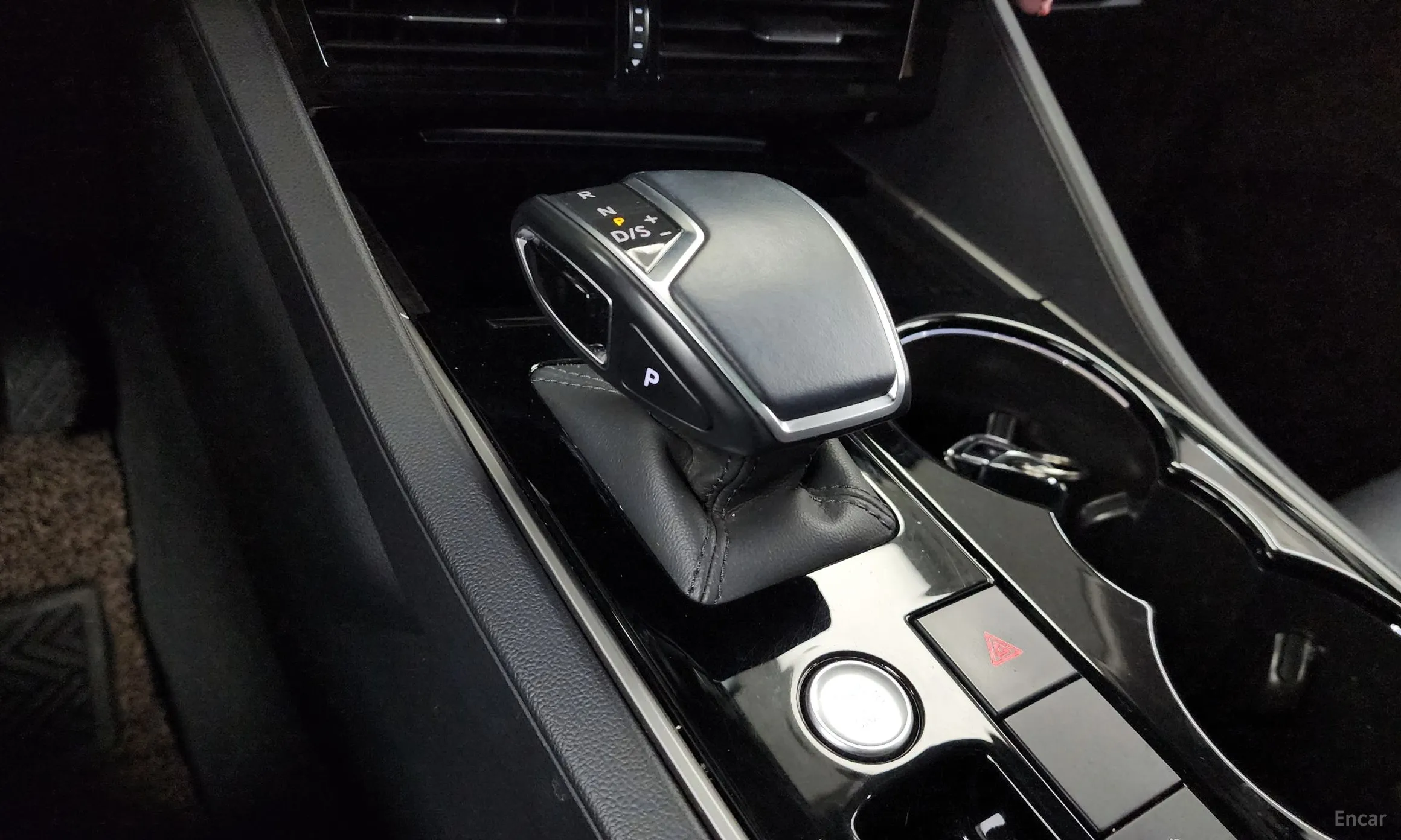 Volkswagen Touareg 3rd Generation превью 9