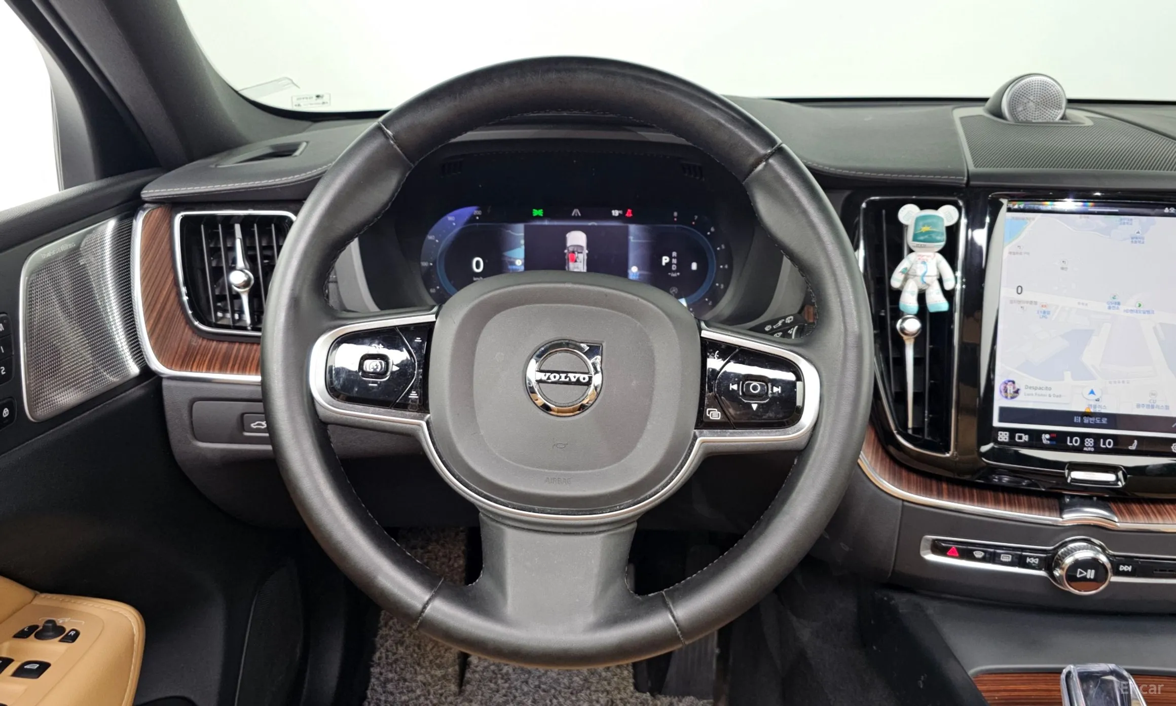 Volvo XC60 Gen 2 превью 13