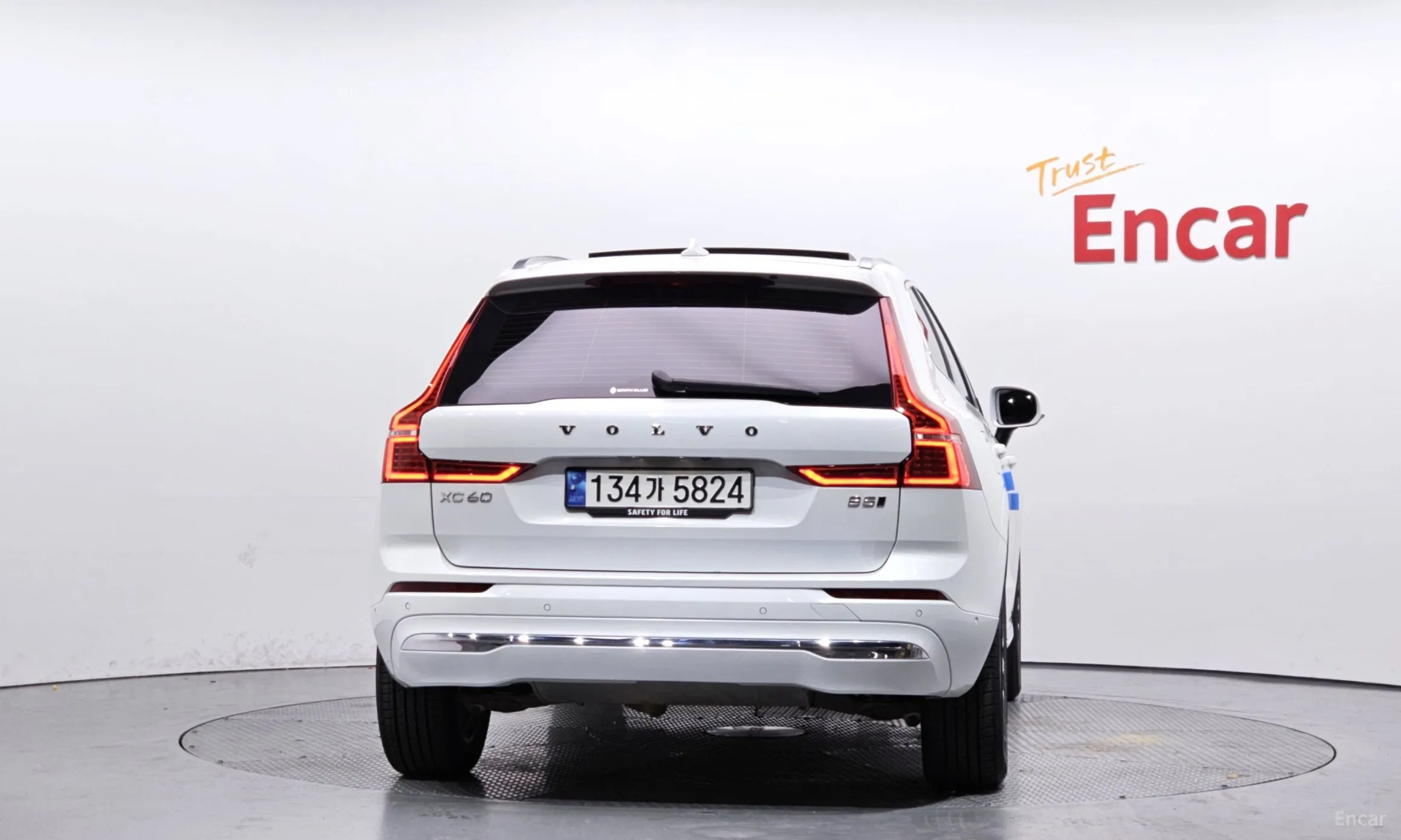Volvo XC60 Gen 2 превью 4