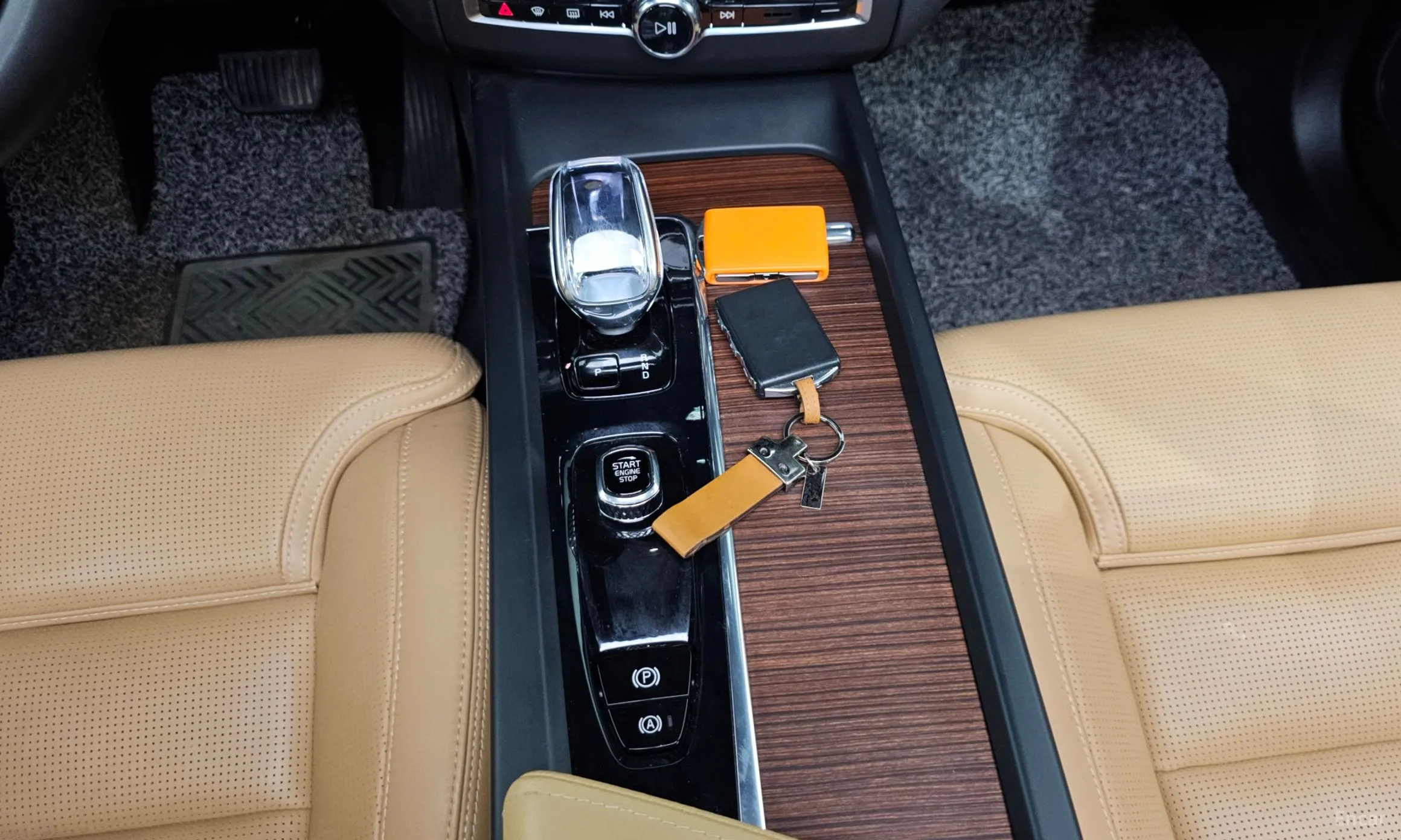 Volvo XC60 Gen 2 превью 9