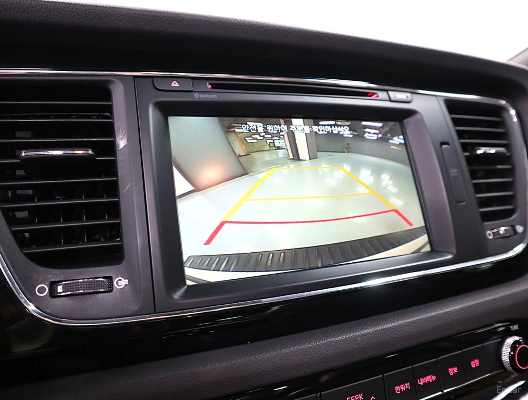 Kia Carnival превью 12