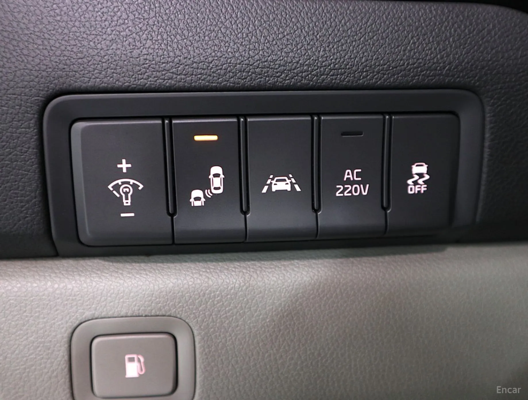 Kia Carnival превью 15