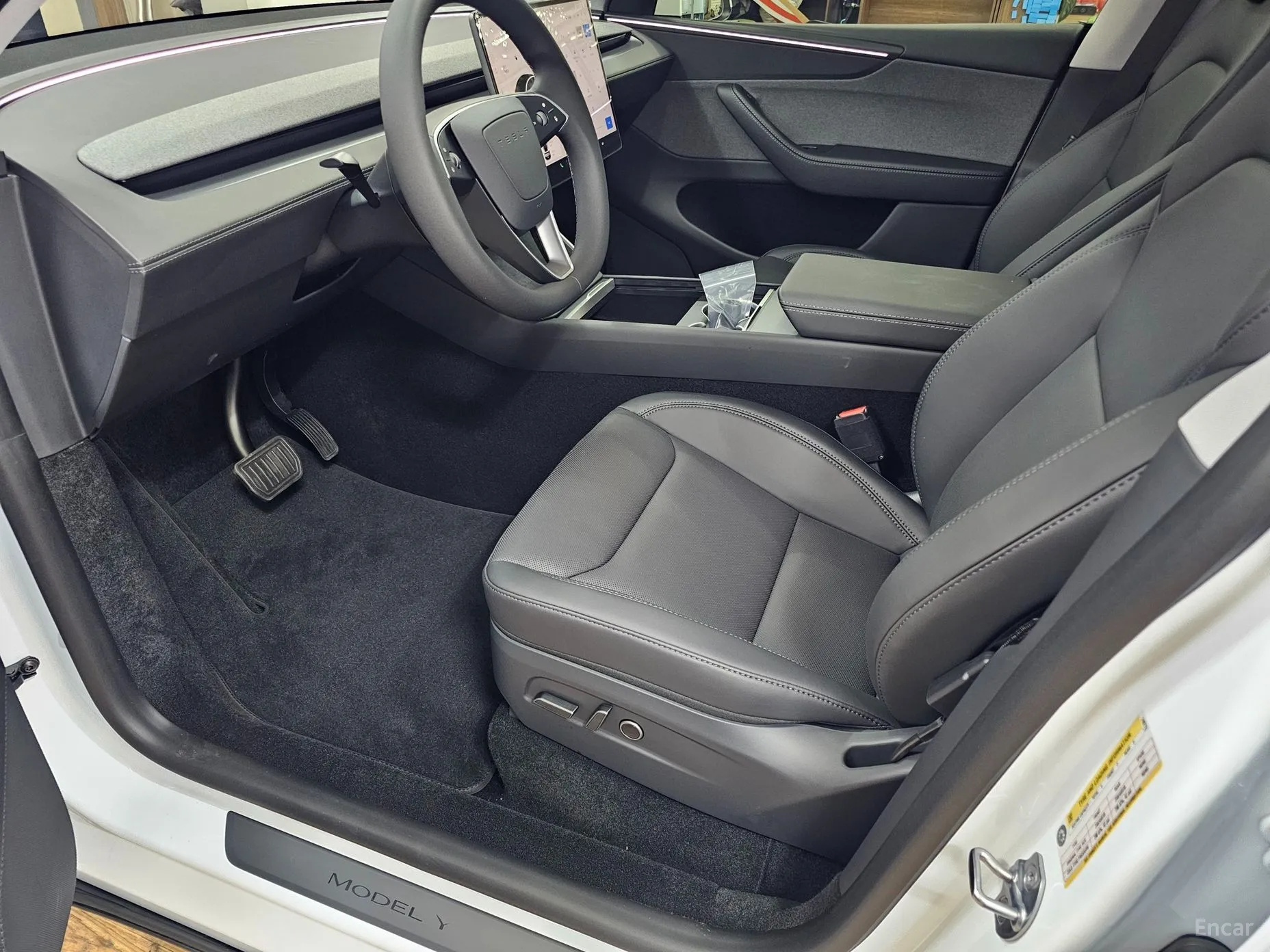 Tesla Model Y превью 9
