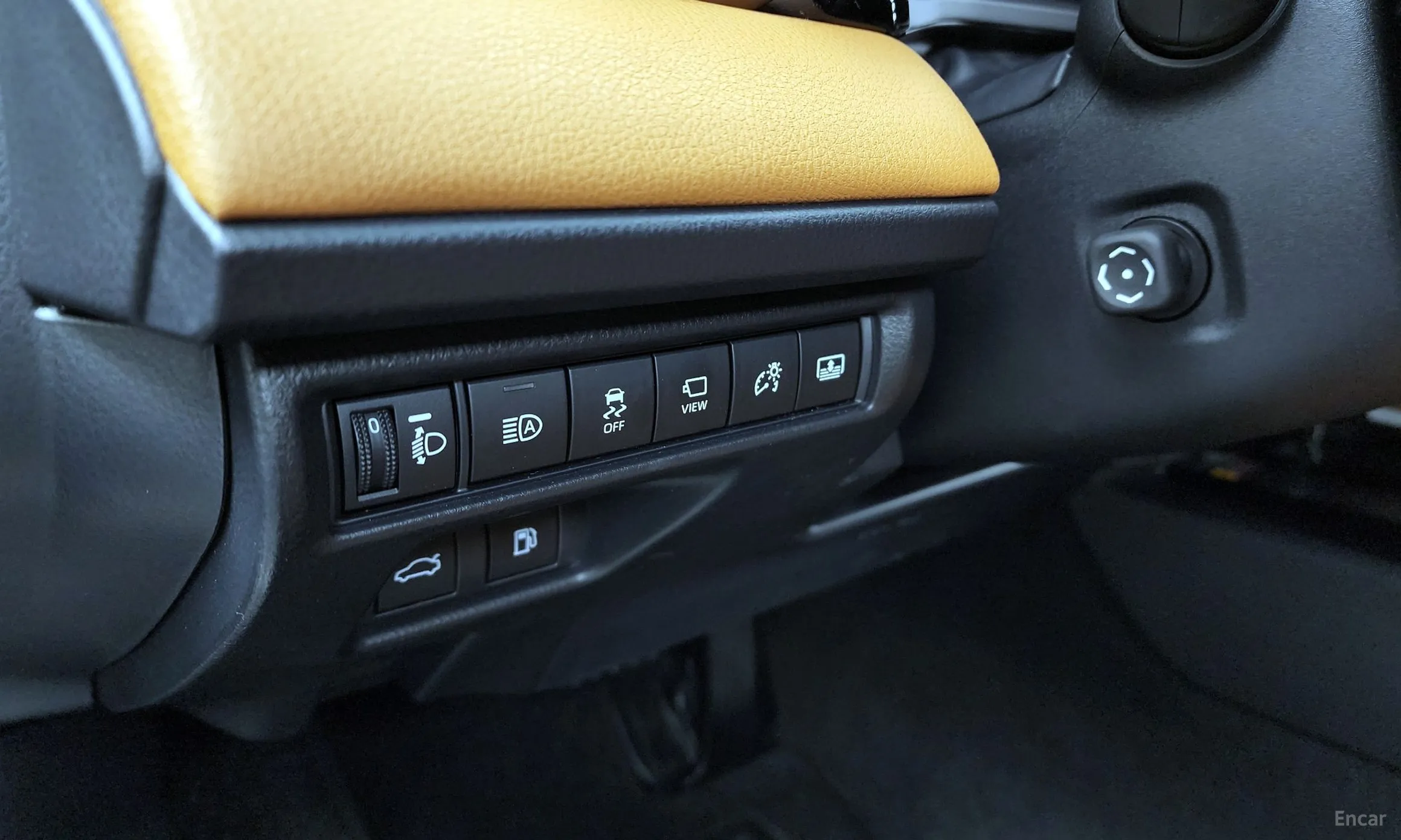 Toyota Camry (XV80) превью 16