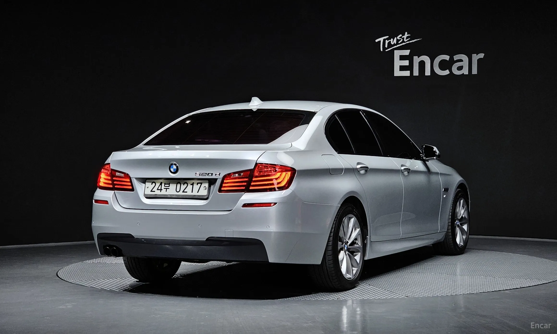 BMW 5 Series (F10) превью 2