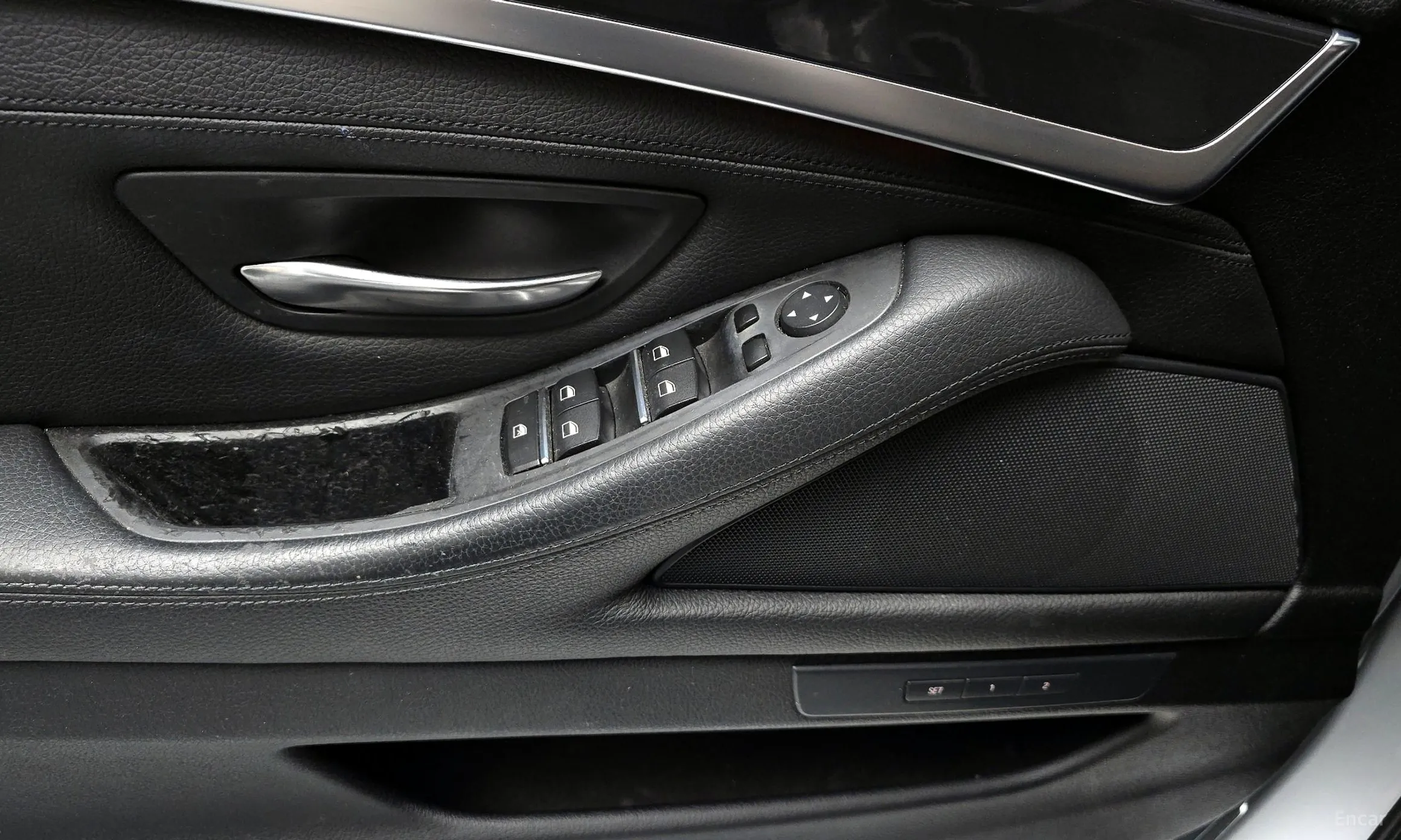 BMW 5 Series (F10) превью 18