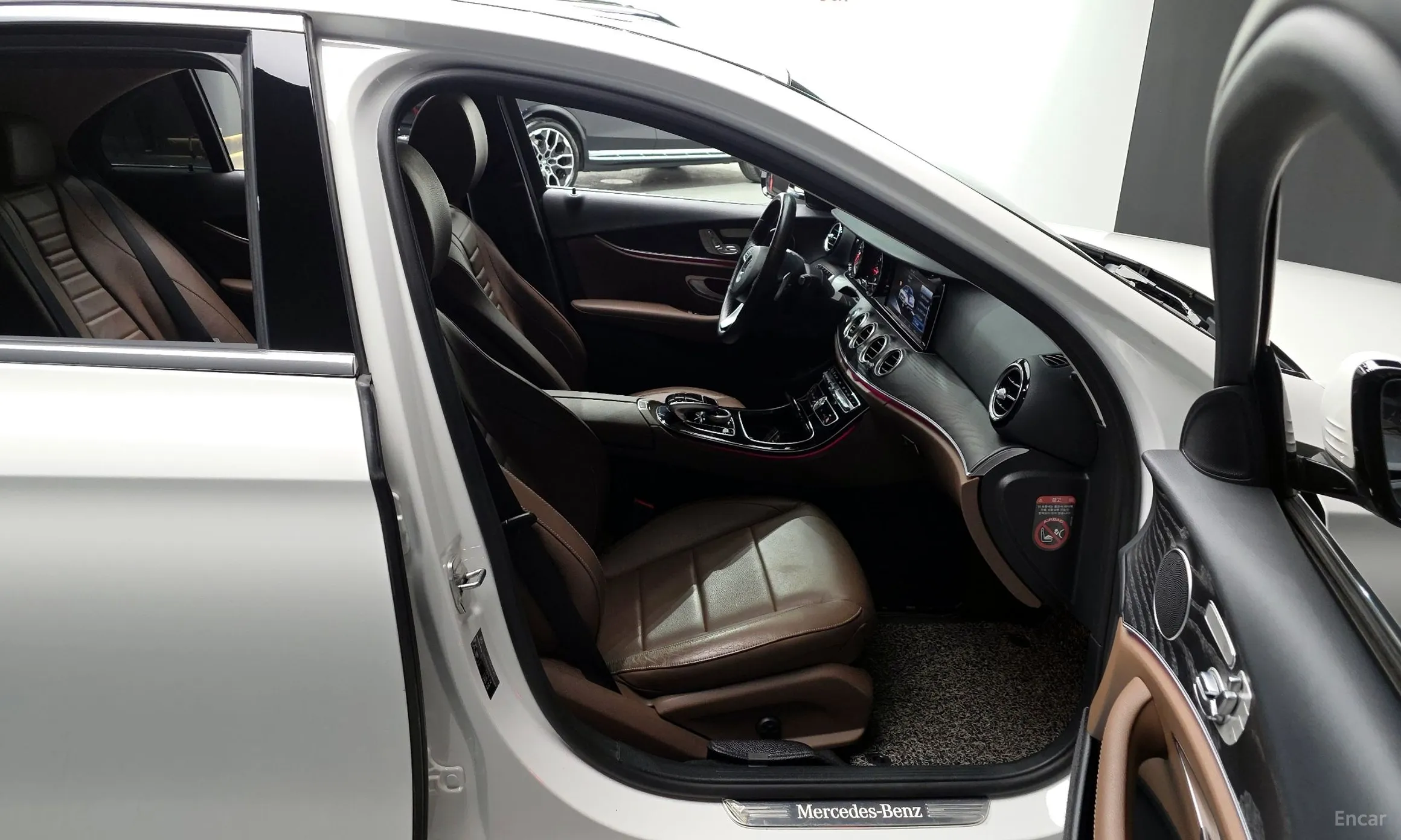 Mercedes Benz E-Class W213 превью 11