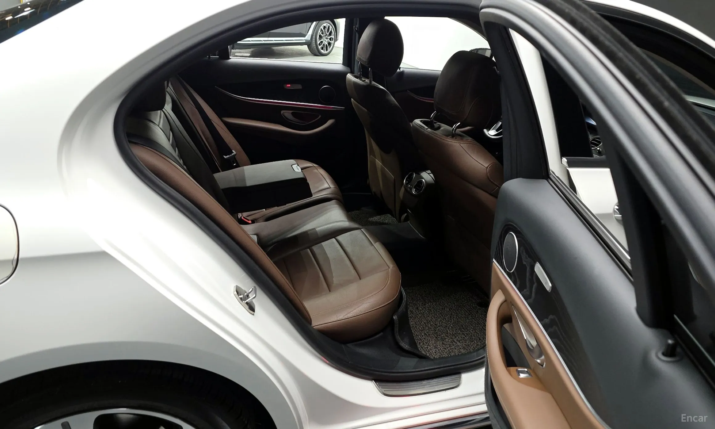 Mercedes Benz E-Class W213 превью 12