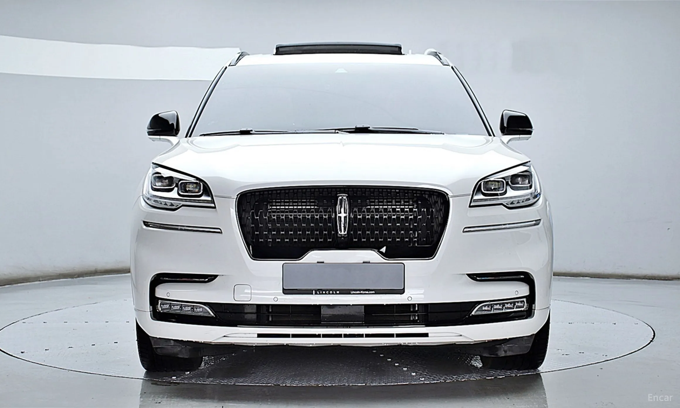 Lincoln Aviator 2nd Generation превью 3
