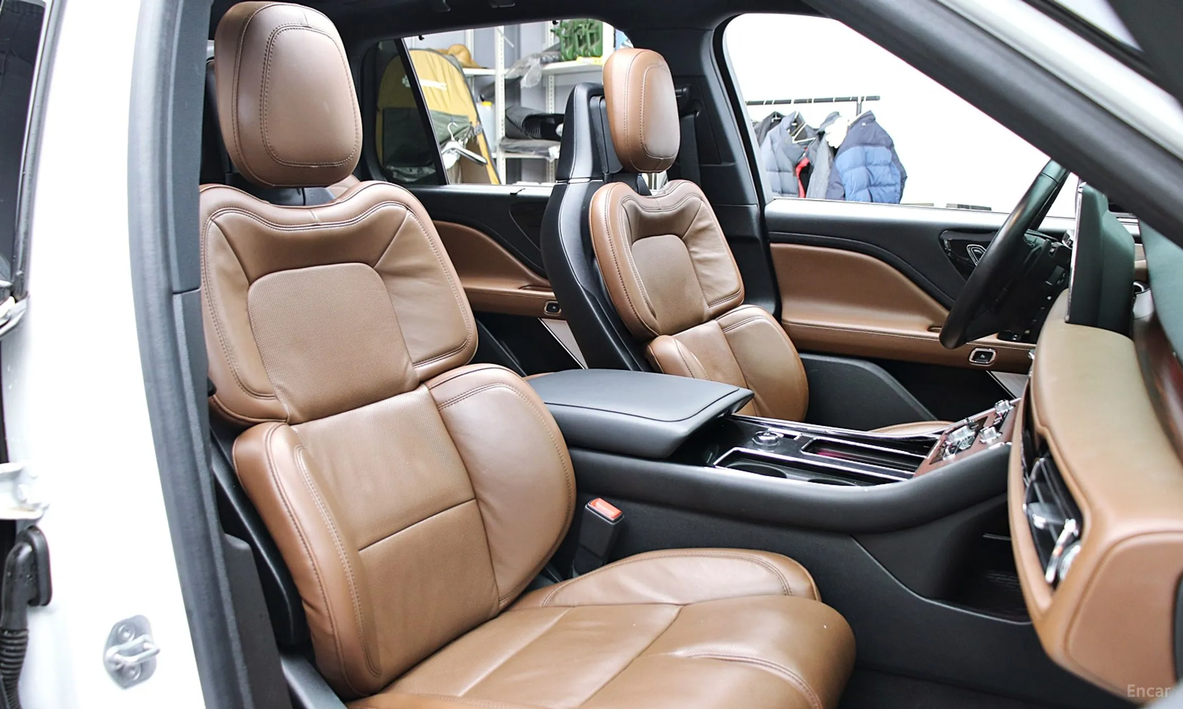 Lincoln Aviator 2nd Generation превью 8