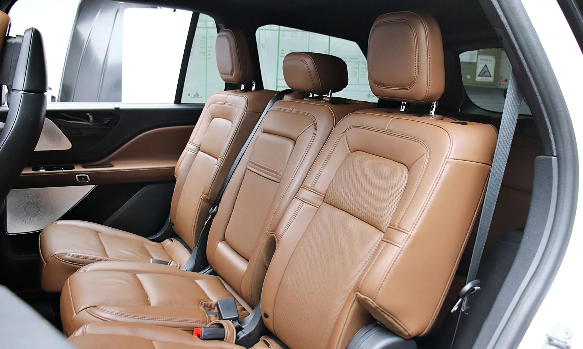 Lincoln Aviator 2nd Generation превью 9