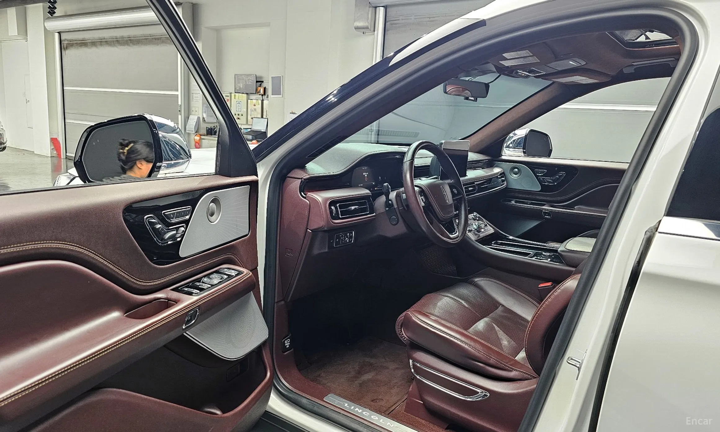 Lincoln Aviator 2nd Generation превью 10