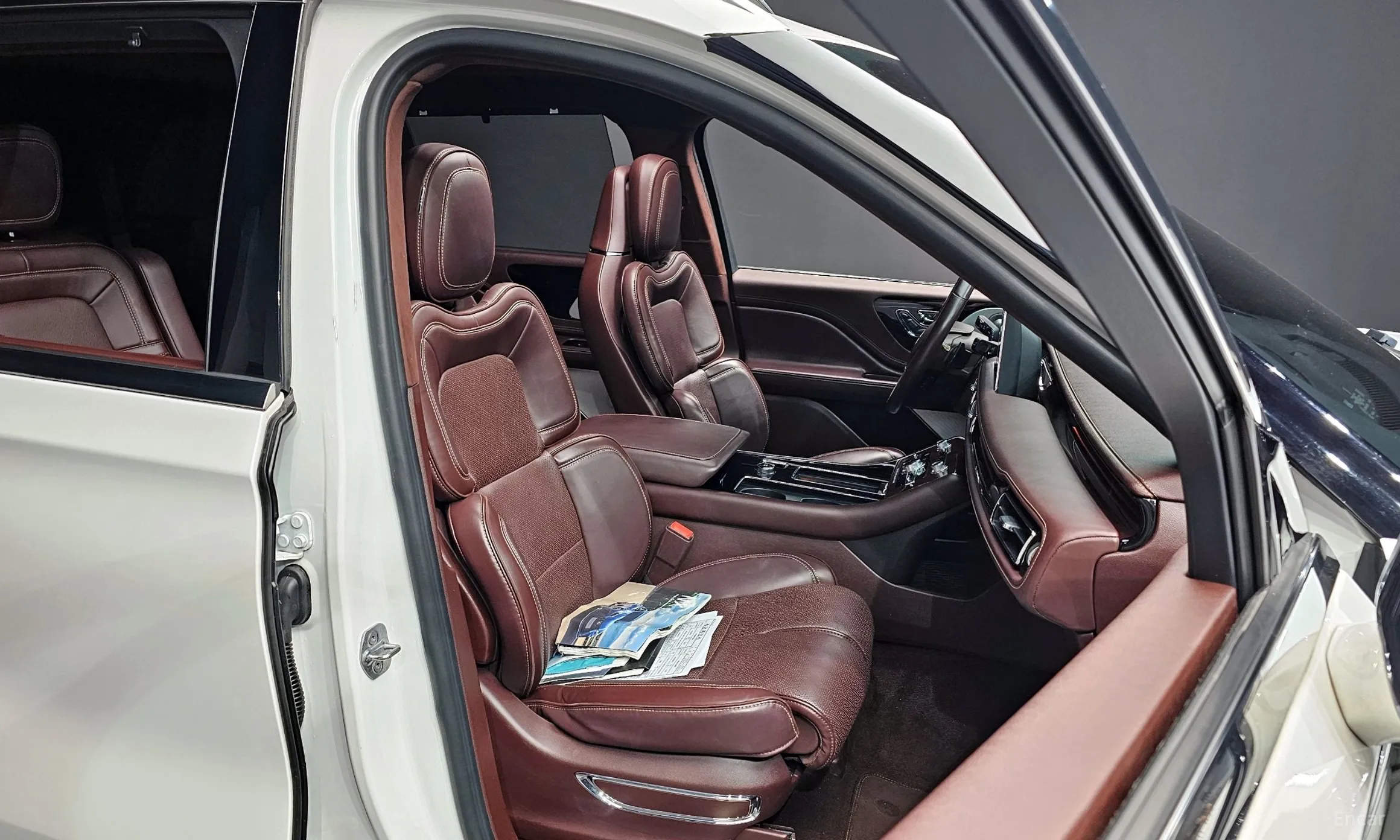 Lincoln Aviator 2nd Generation превью 12
