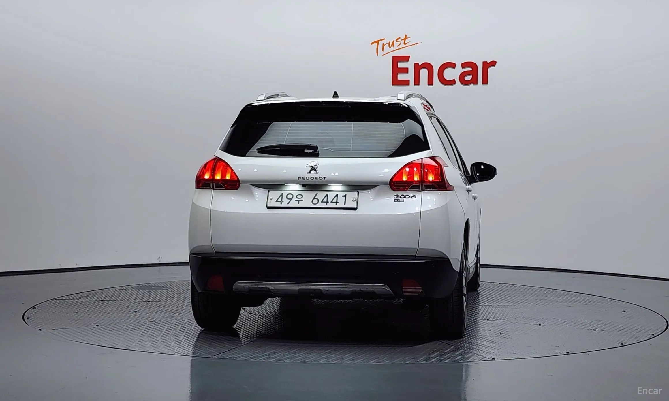 Peugeot 2008. превью 4