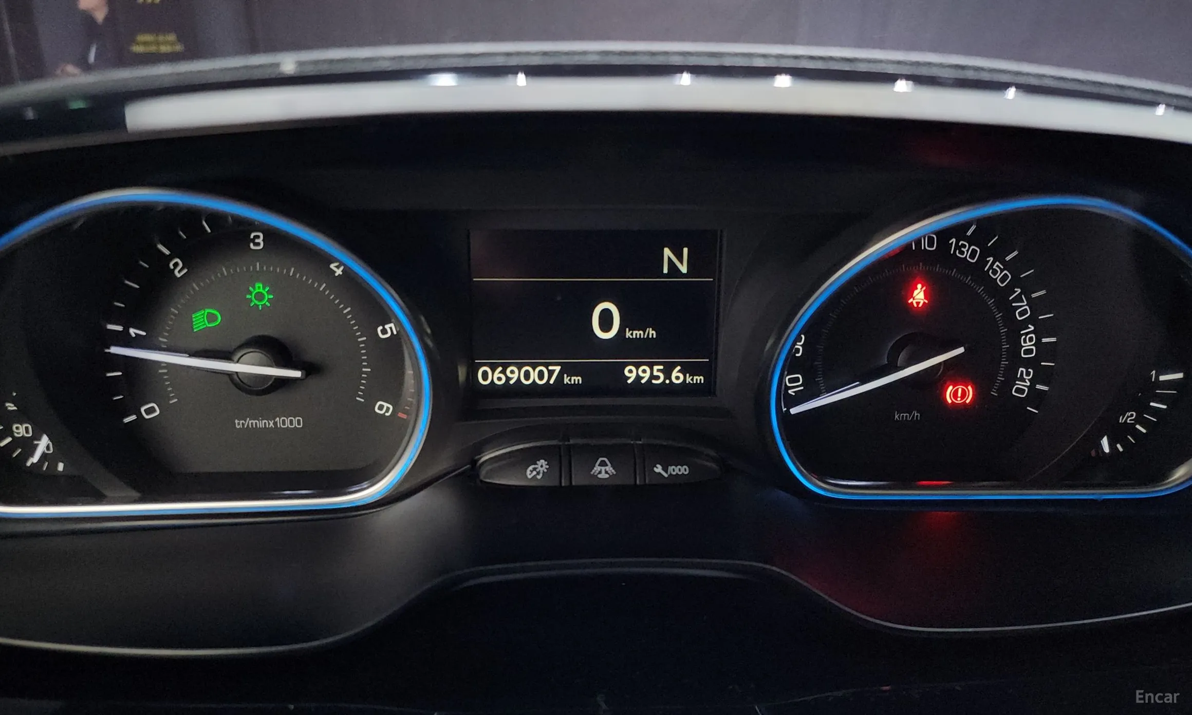 Peugeot 2008. превью 8