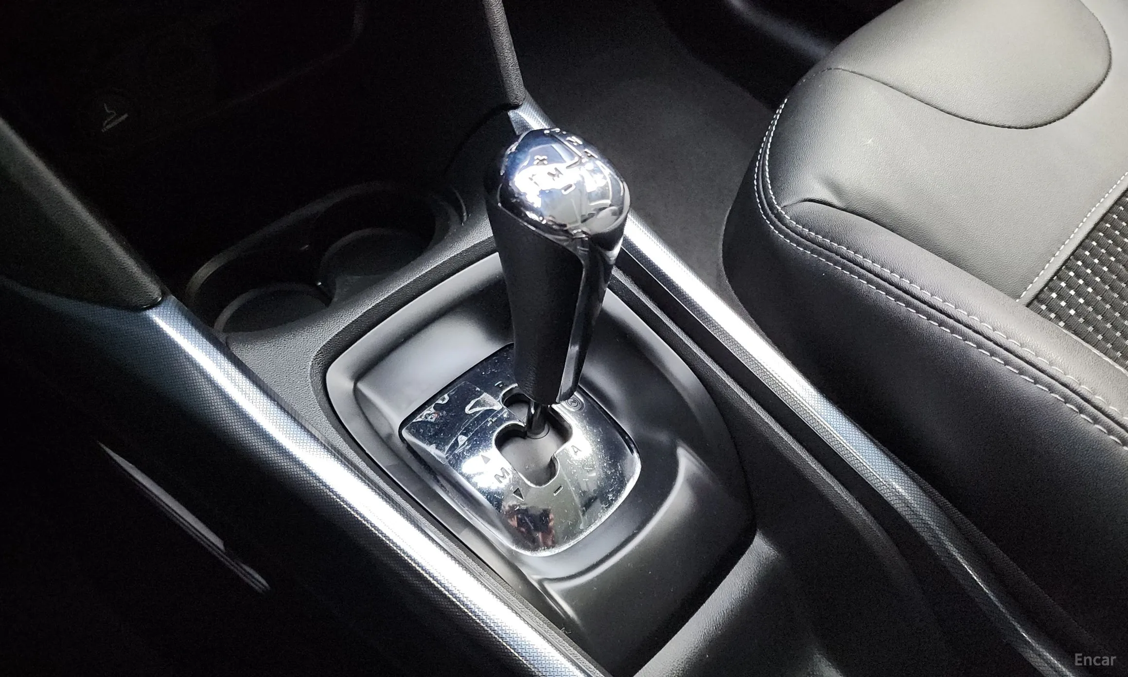 Peugeot 2008. превью 9