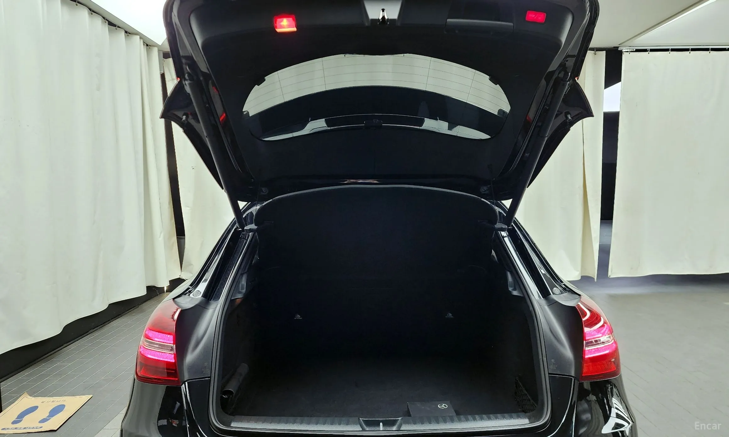 Mercedes Benz GLA-Class X156 превью 20
