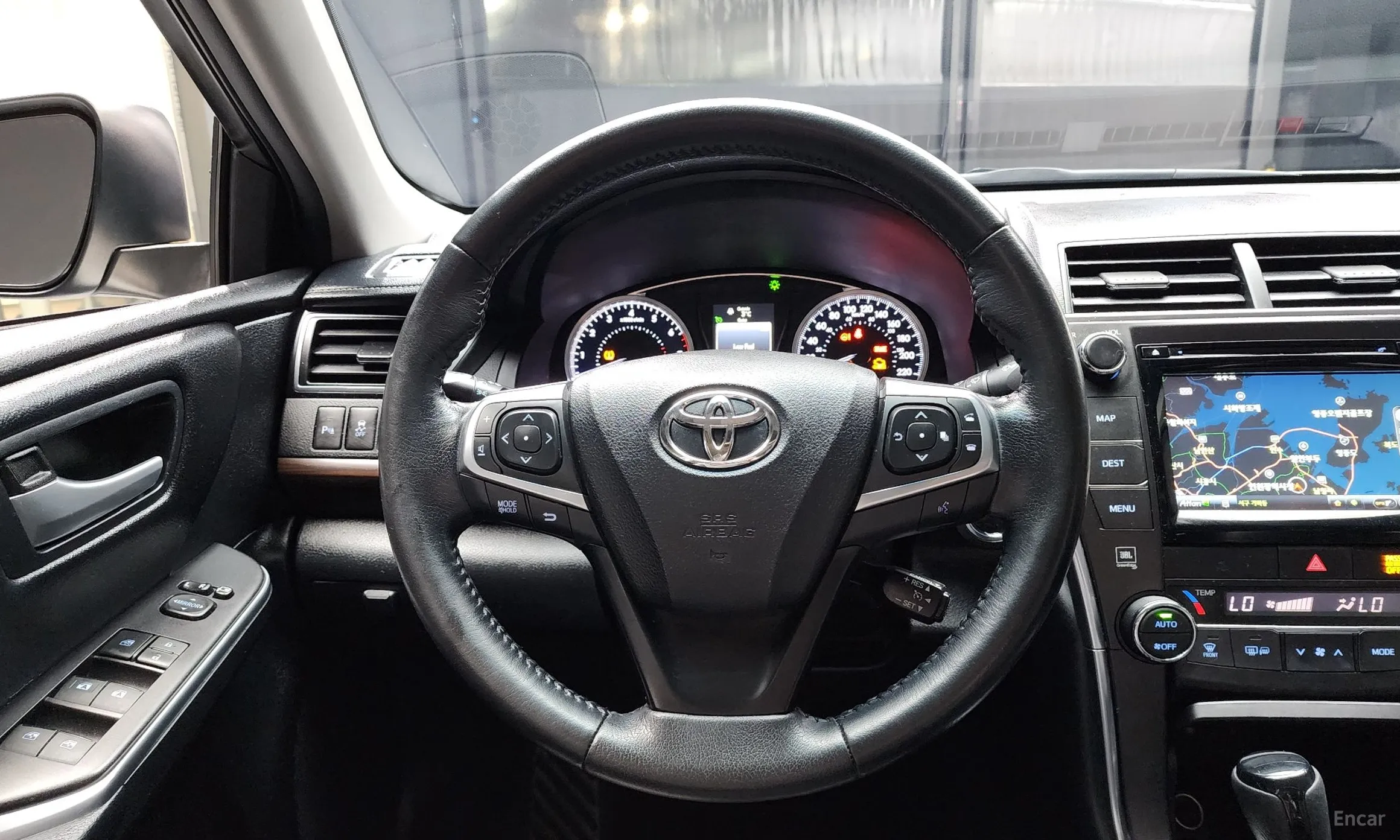 Toyota New Camry превью 13