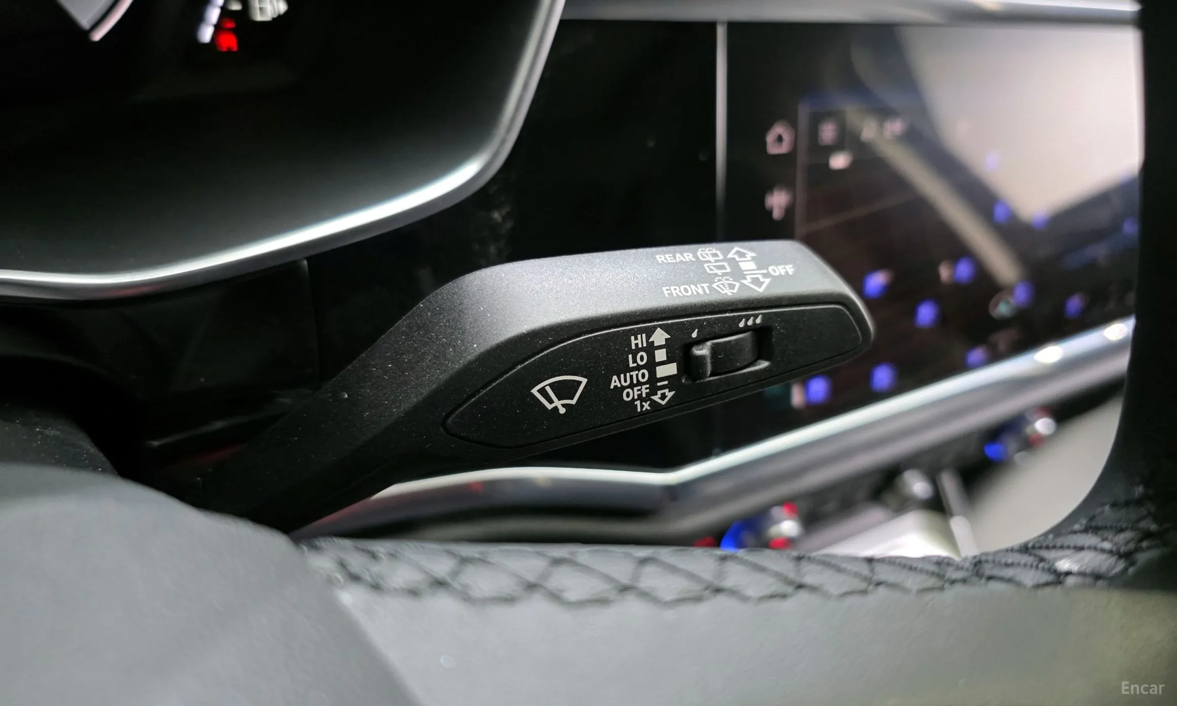 Audi Q3 (F3) превью 15