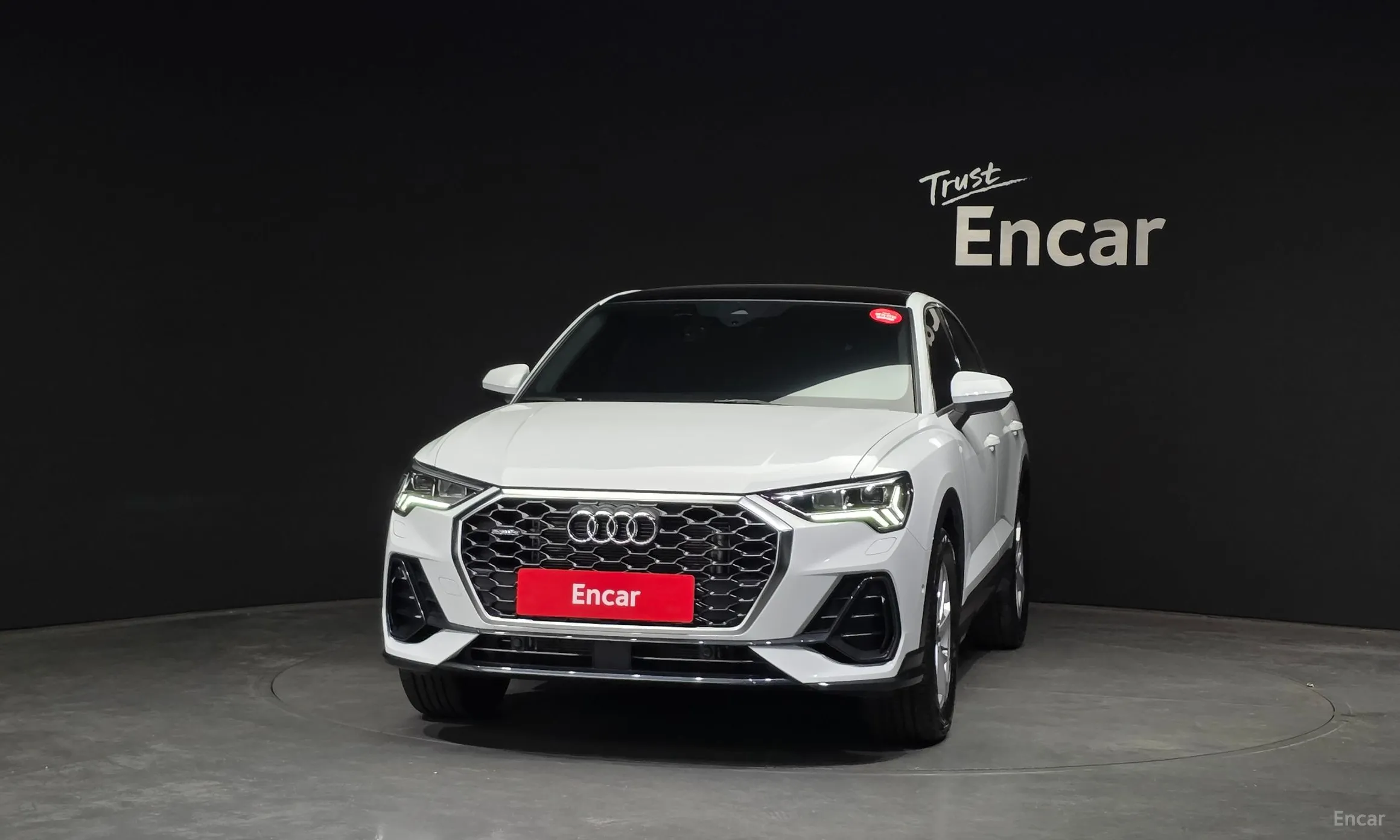 Audi Q3 (F3) превью 3