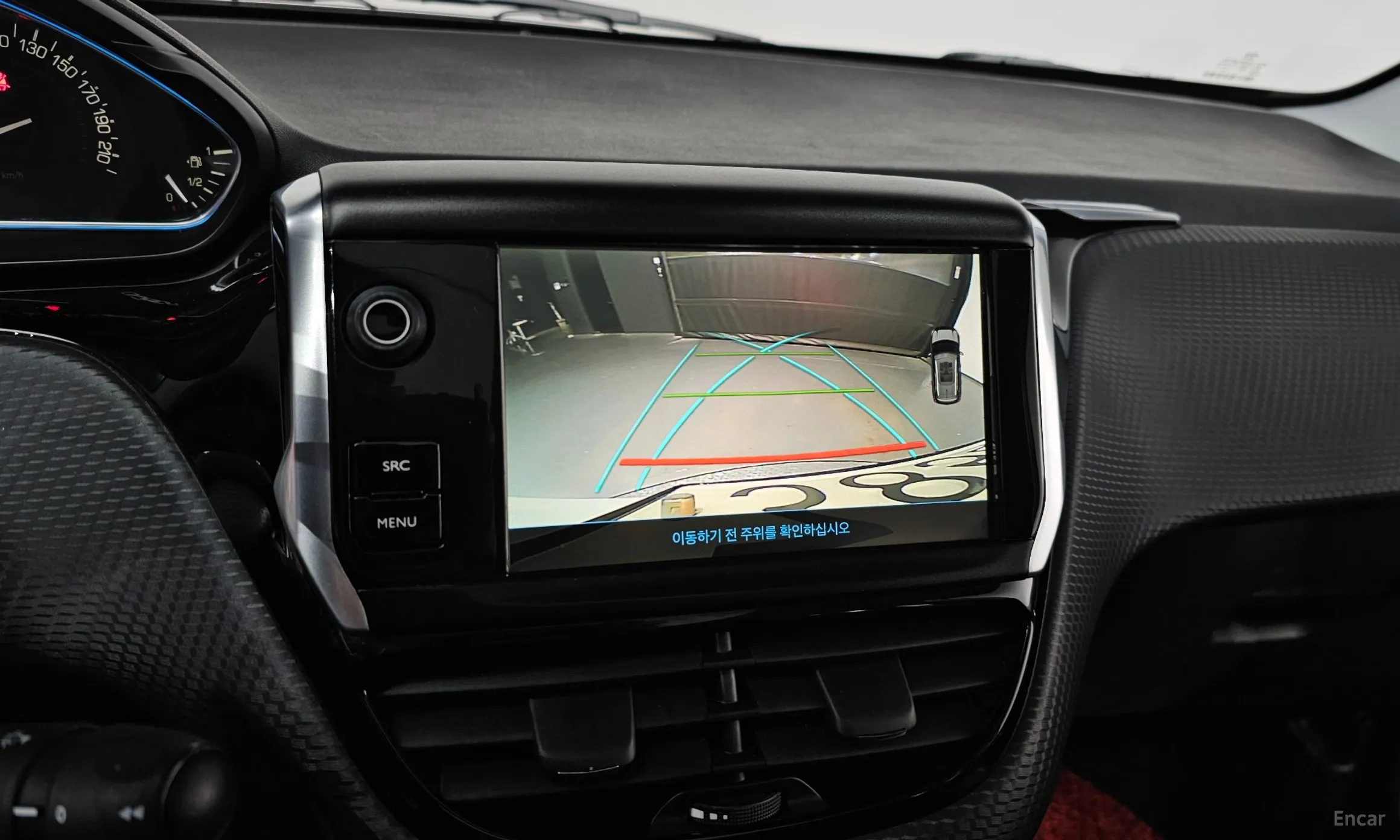 Peugeot 2008. превью 15