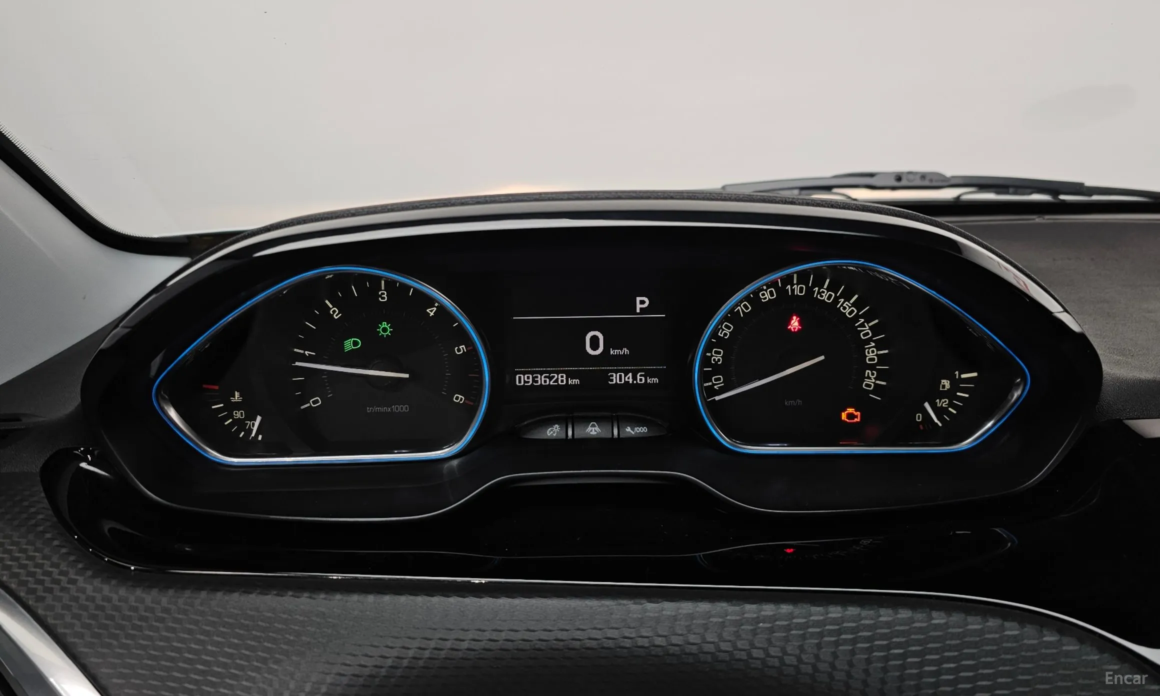 Peugeot 2008. превью 8