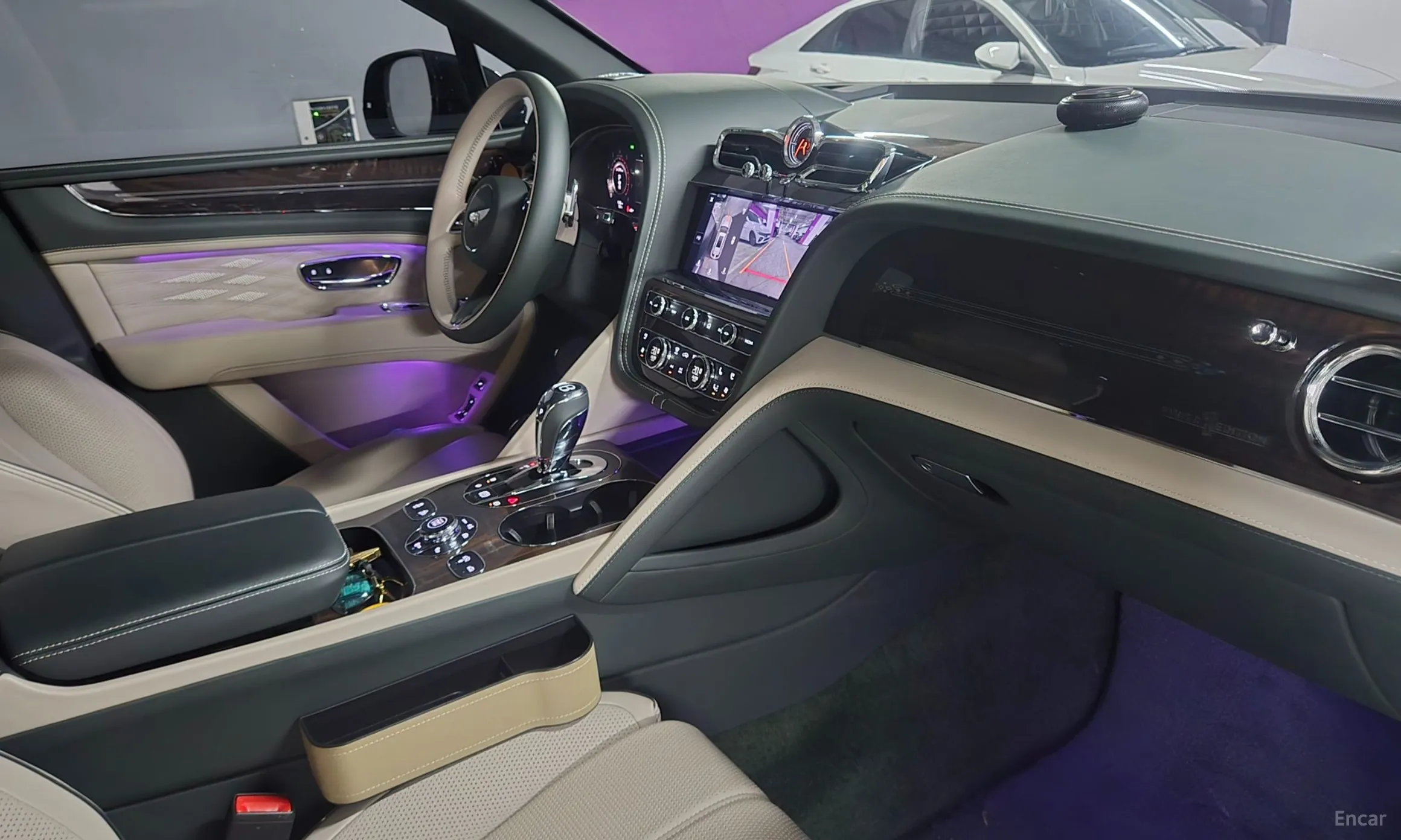 Bentley Bentayga превью 14