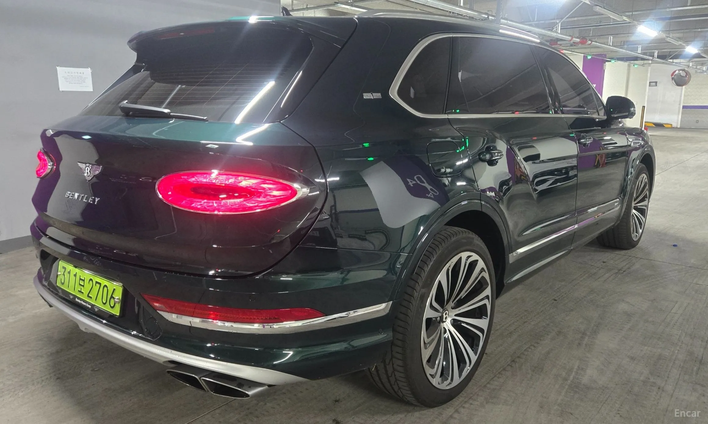 Bentley Bentayga превью 4