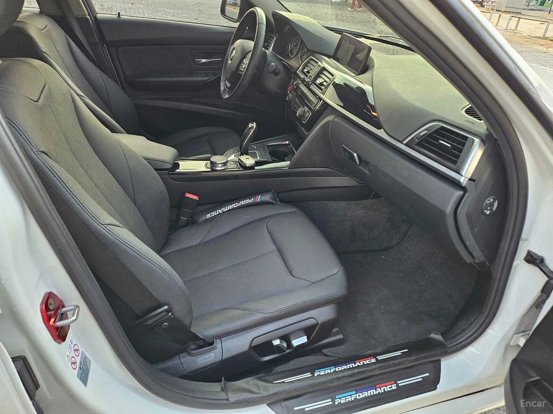 BMW 3 Series (F30) превью 11