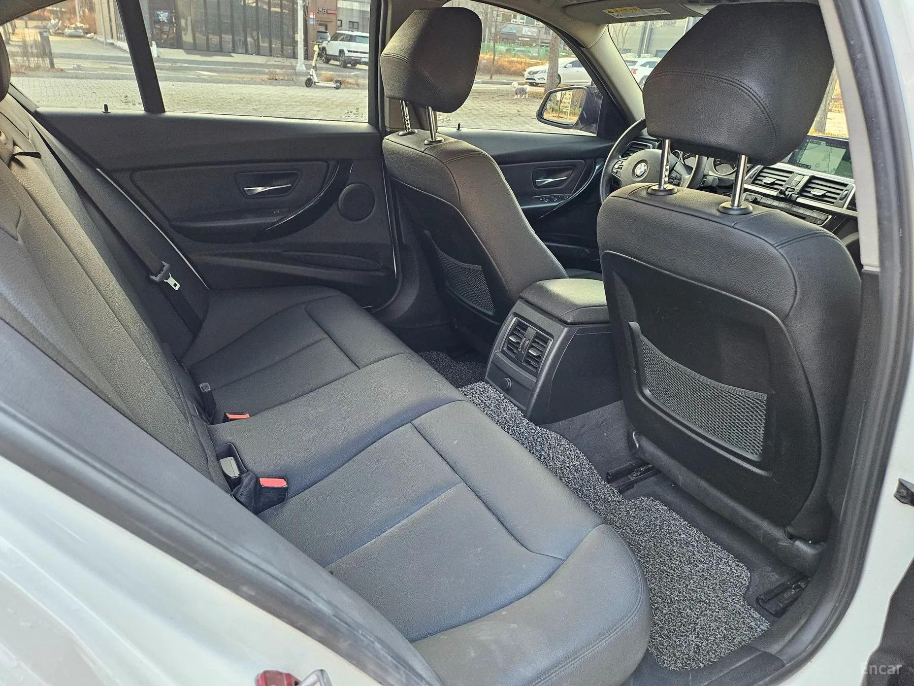 BMW 3 Series (F30) превью 12