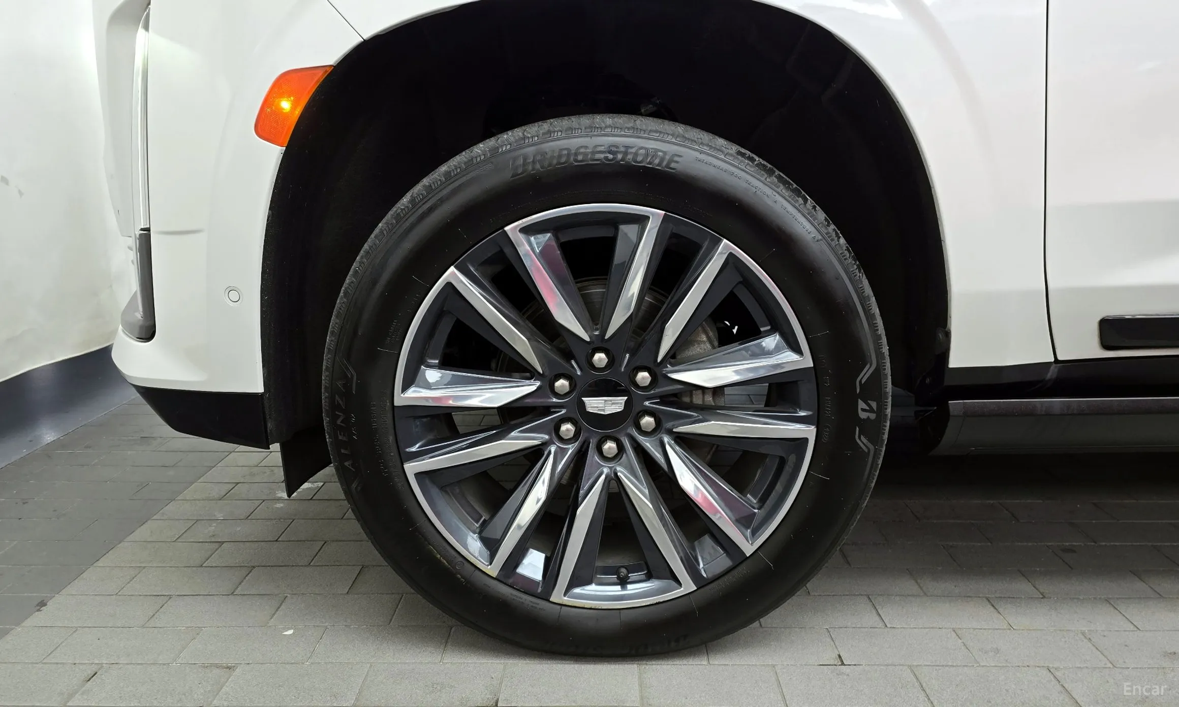 Cadillac Escalade 5th Generation превью 5