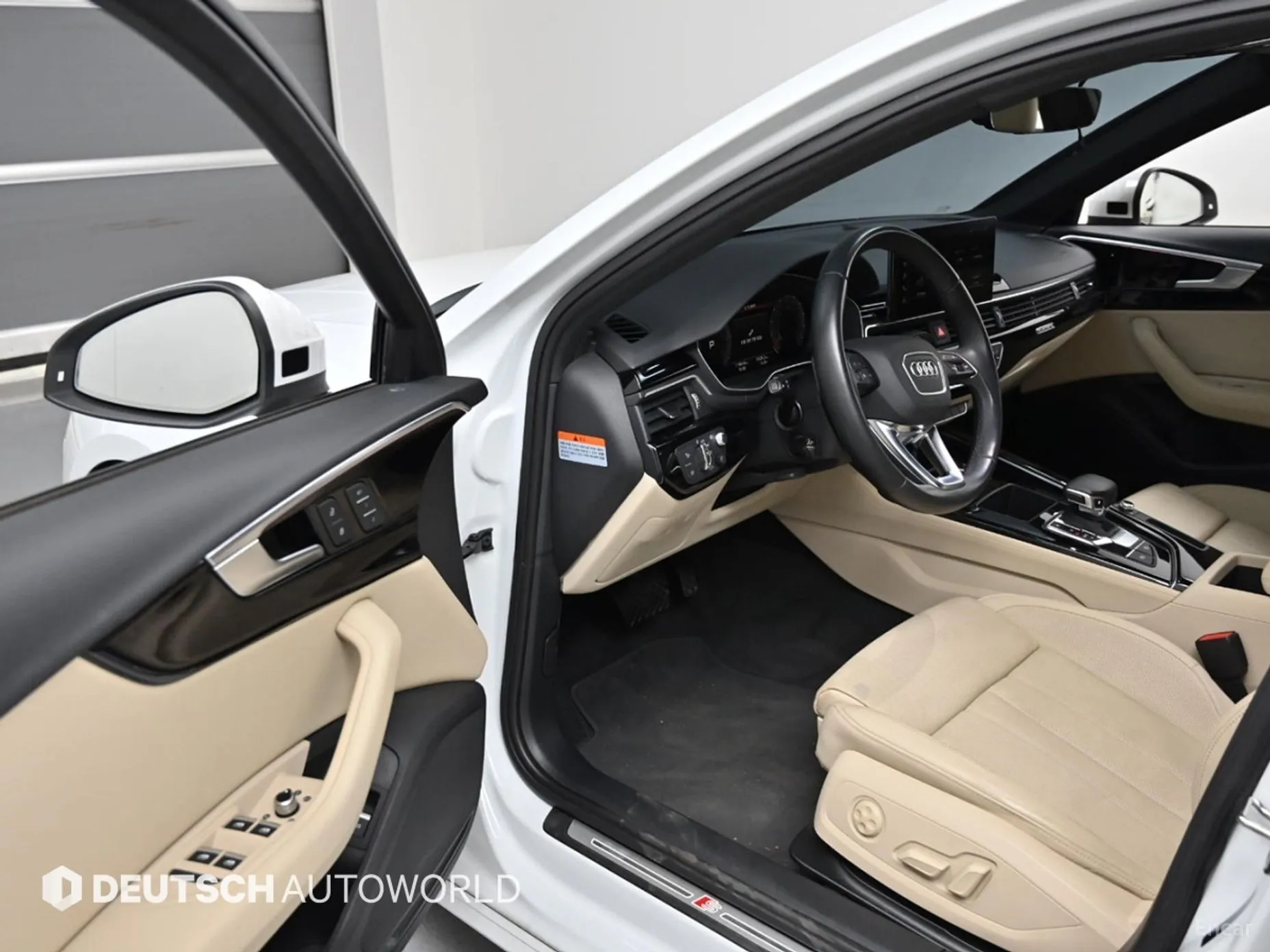 Audi A4 (B9) превью 11