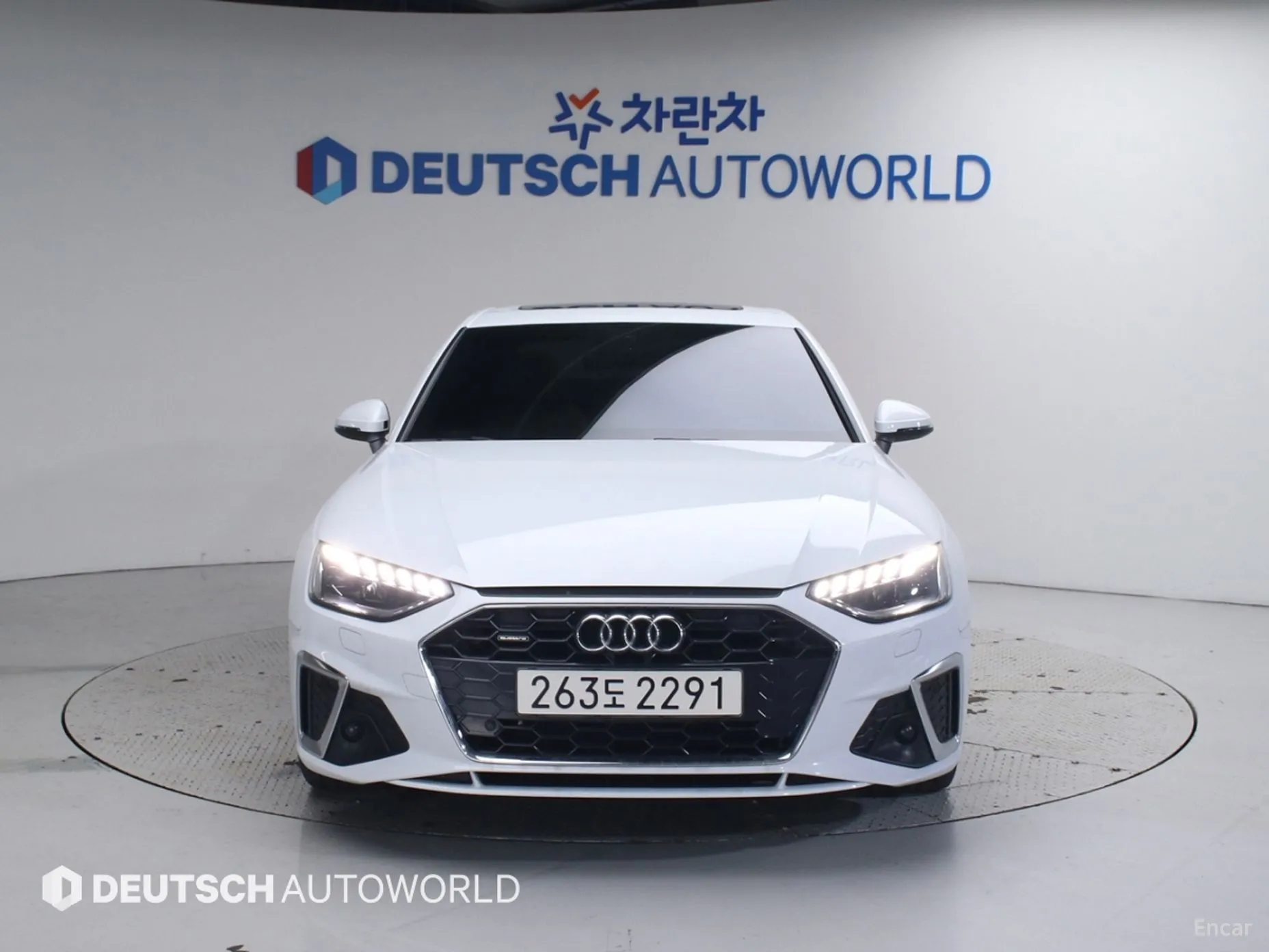Audi A4 (B9) превью 3