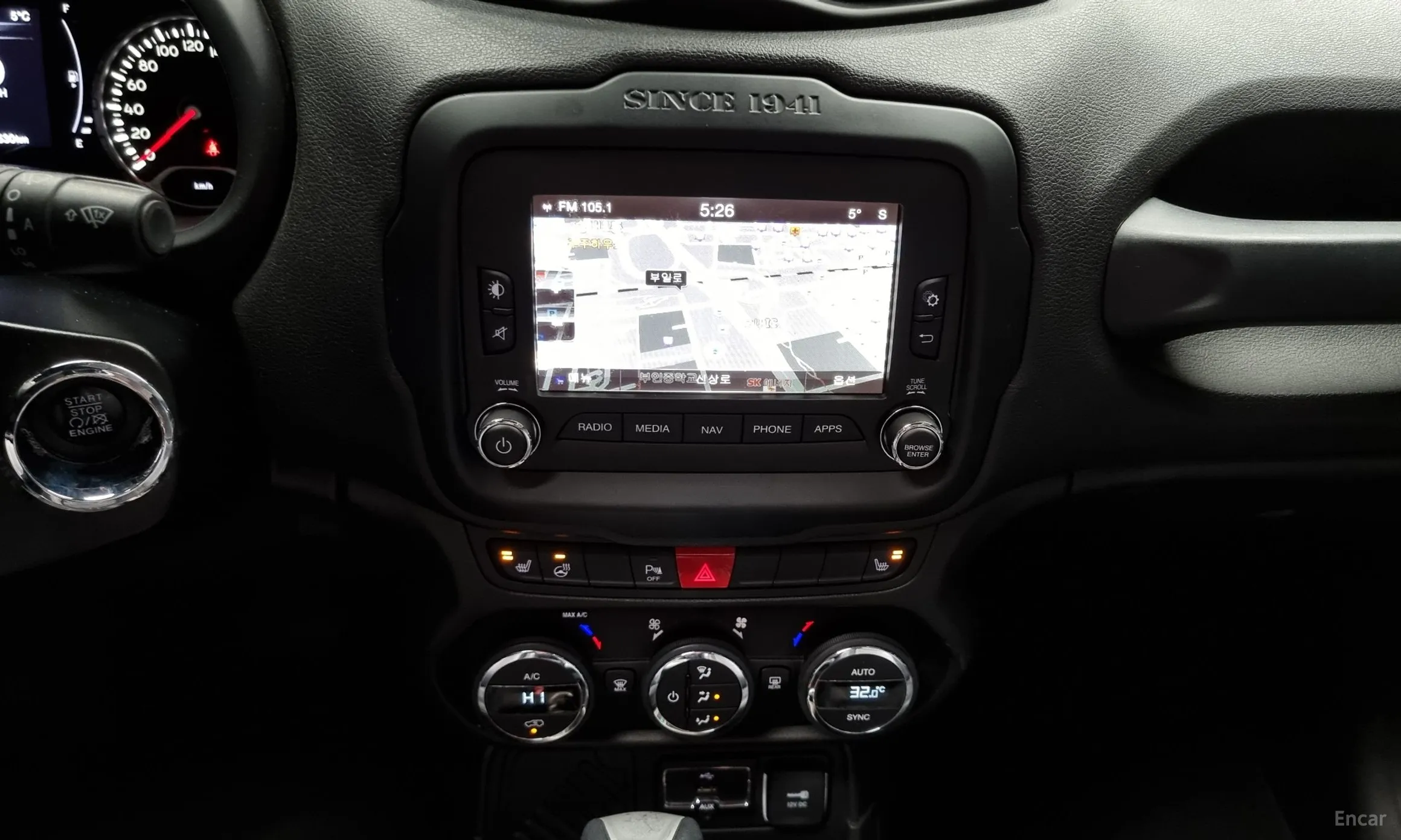 Jeep Renegade превью 14