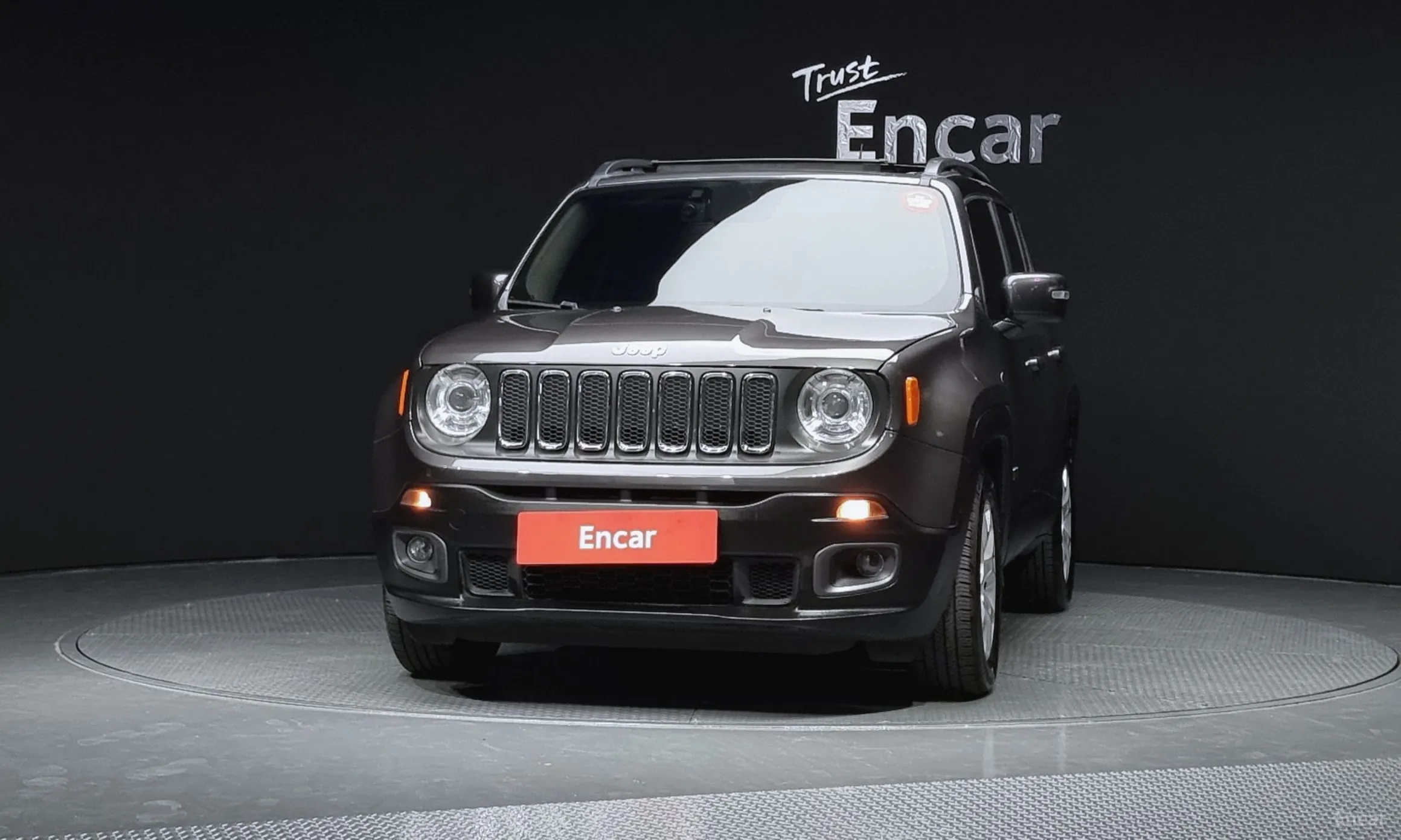 Jeep Renegade превью 3