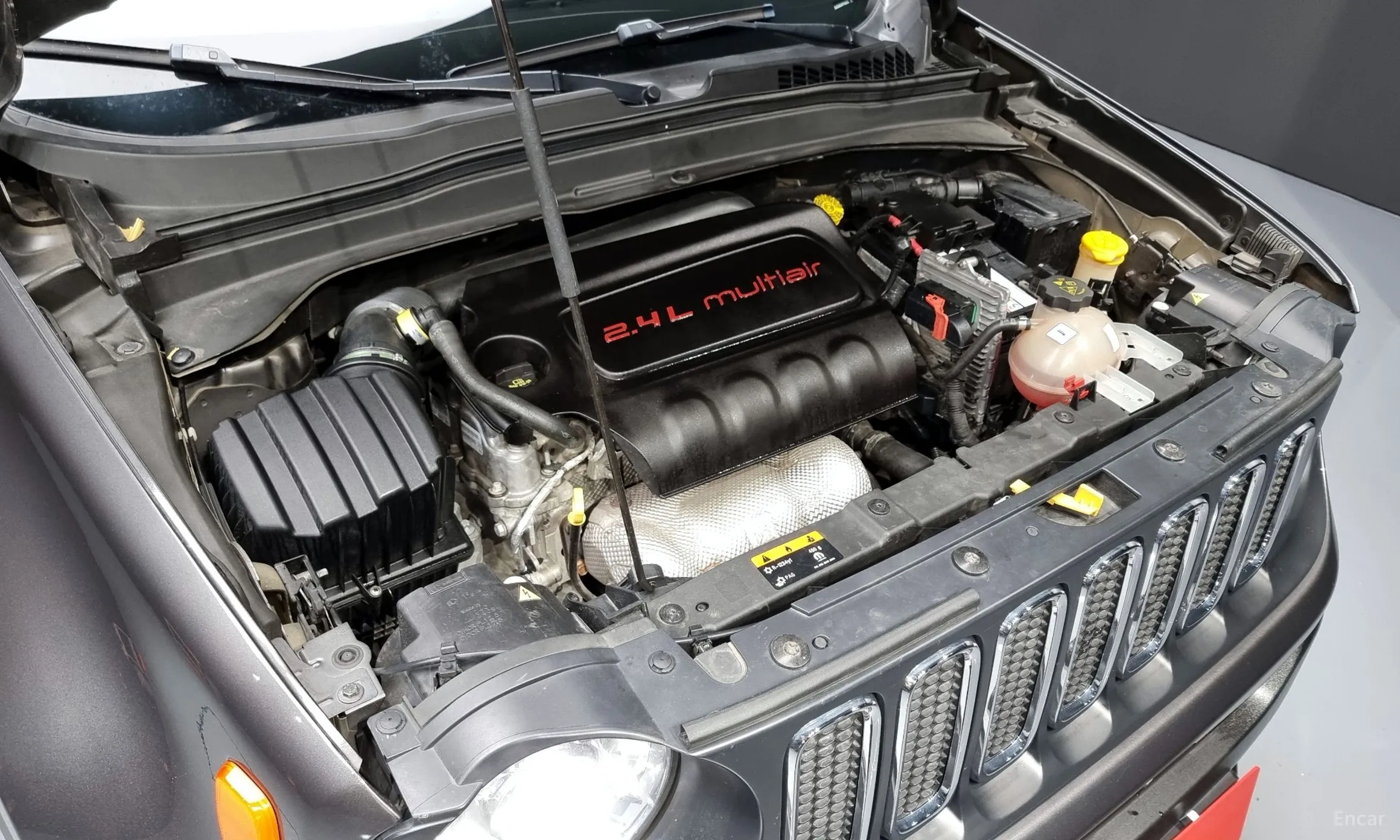 Jeep Renegade превью 6